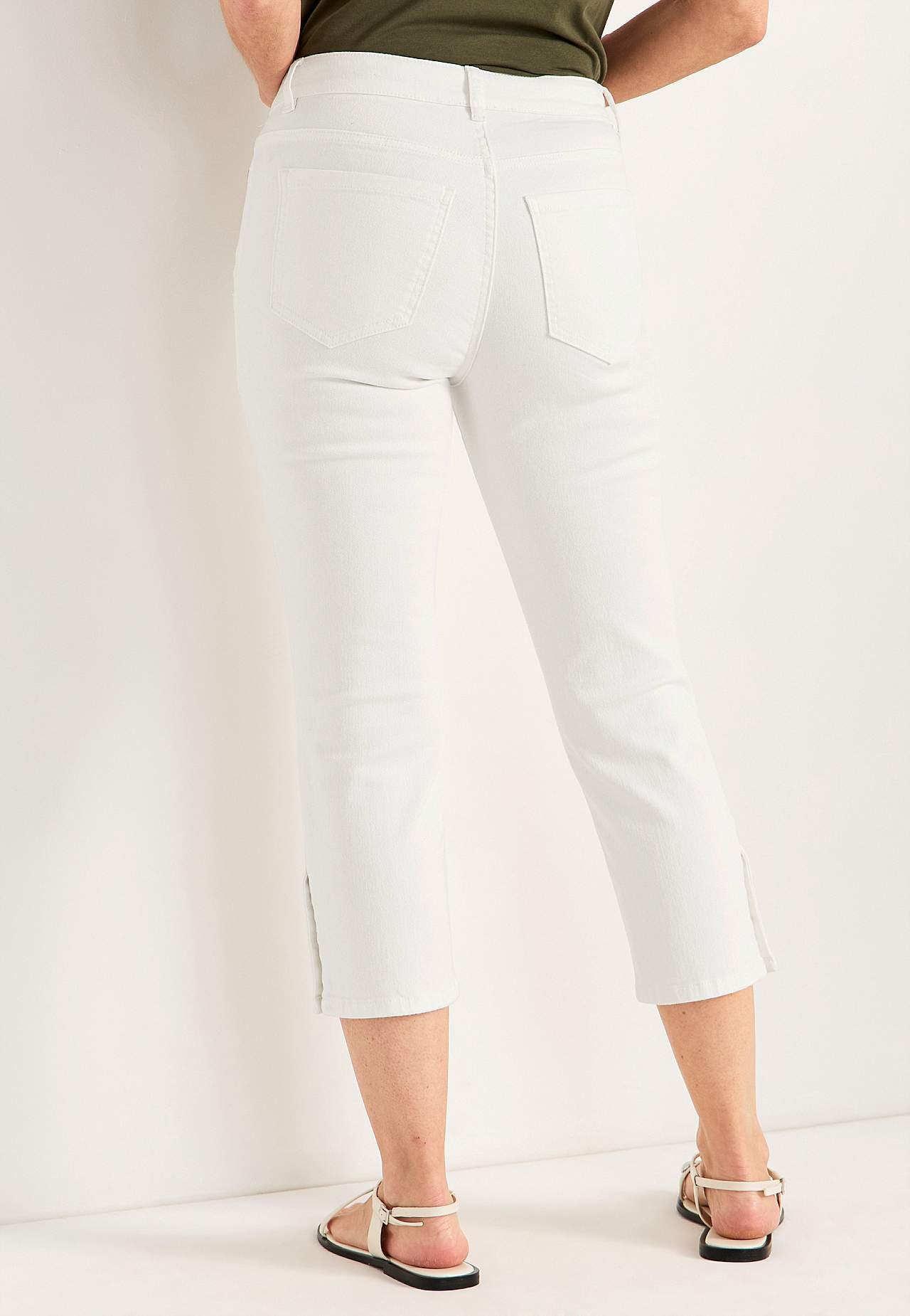 Caprijeans med femficksdesign