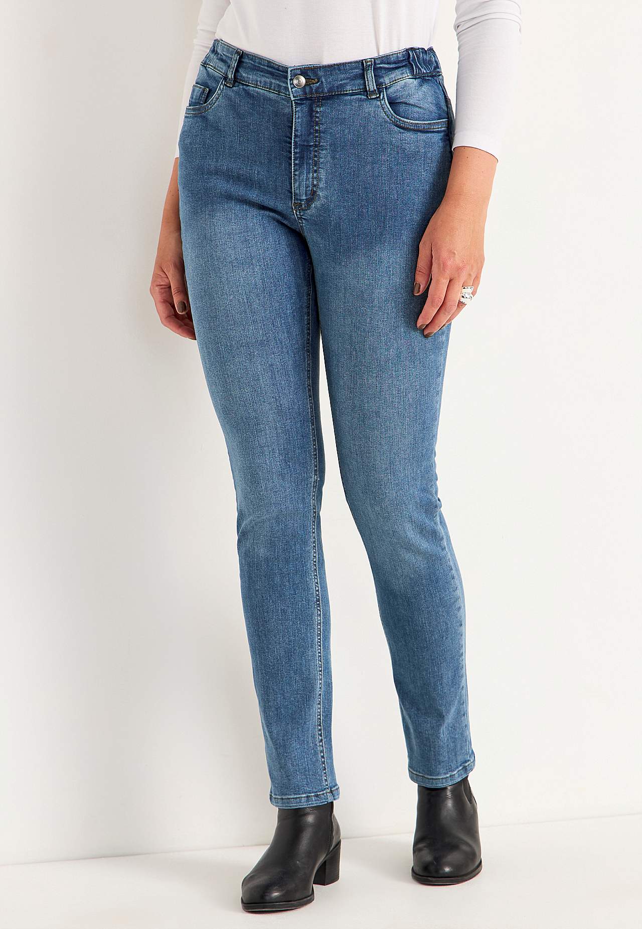Jeans med resår i sidorna