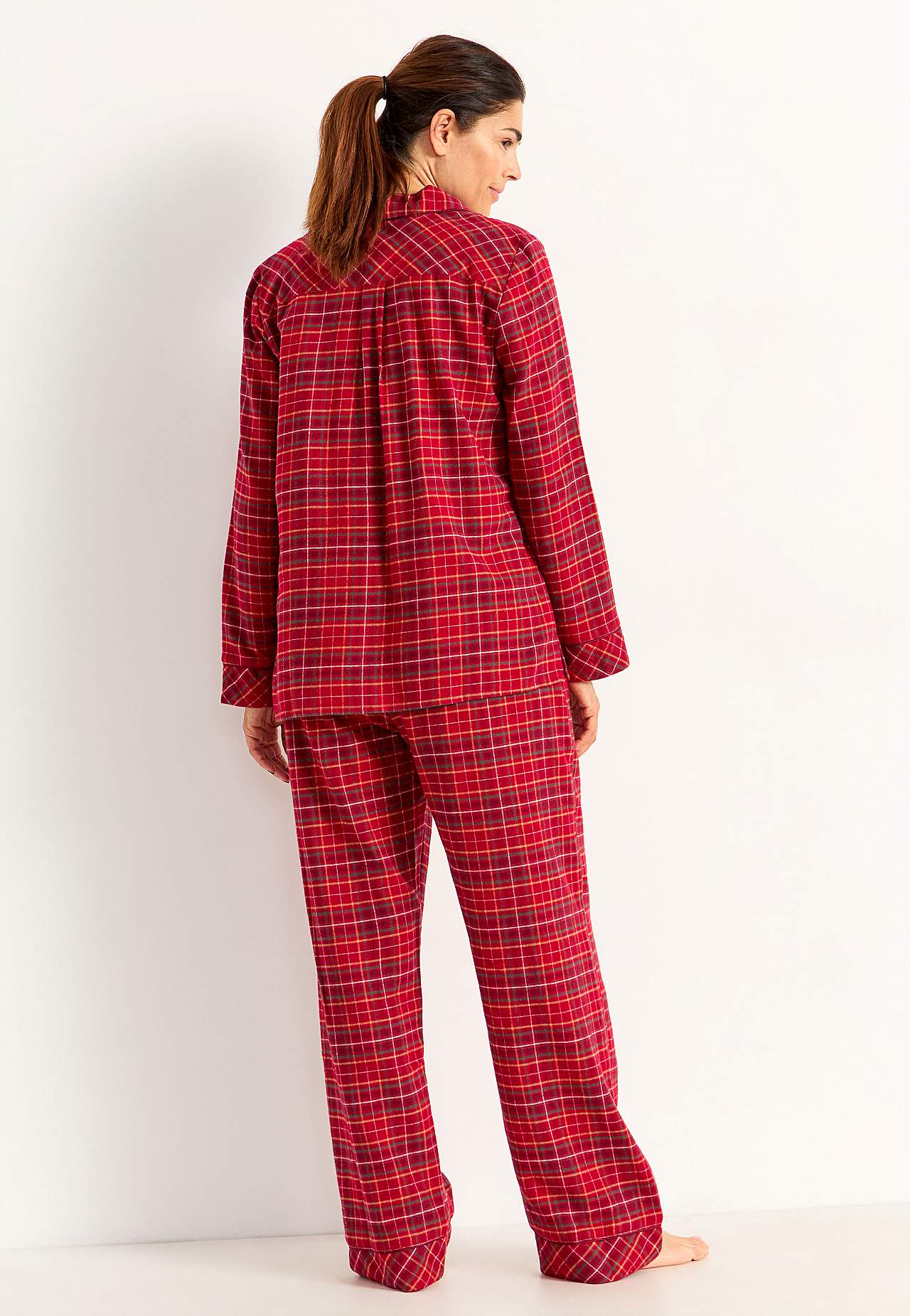 Rutig pyjamas i flanell