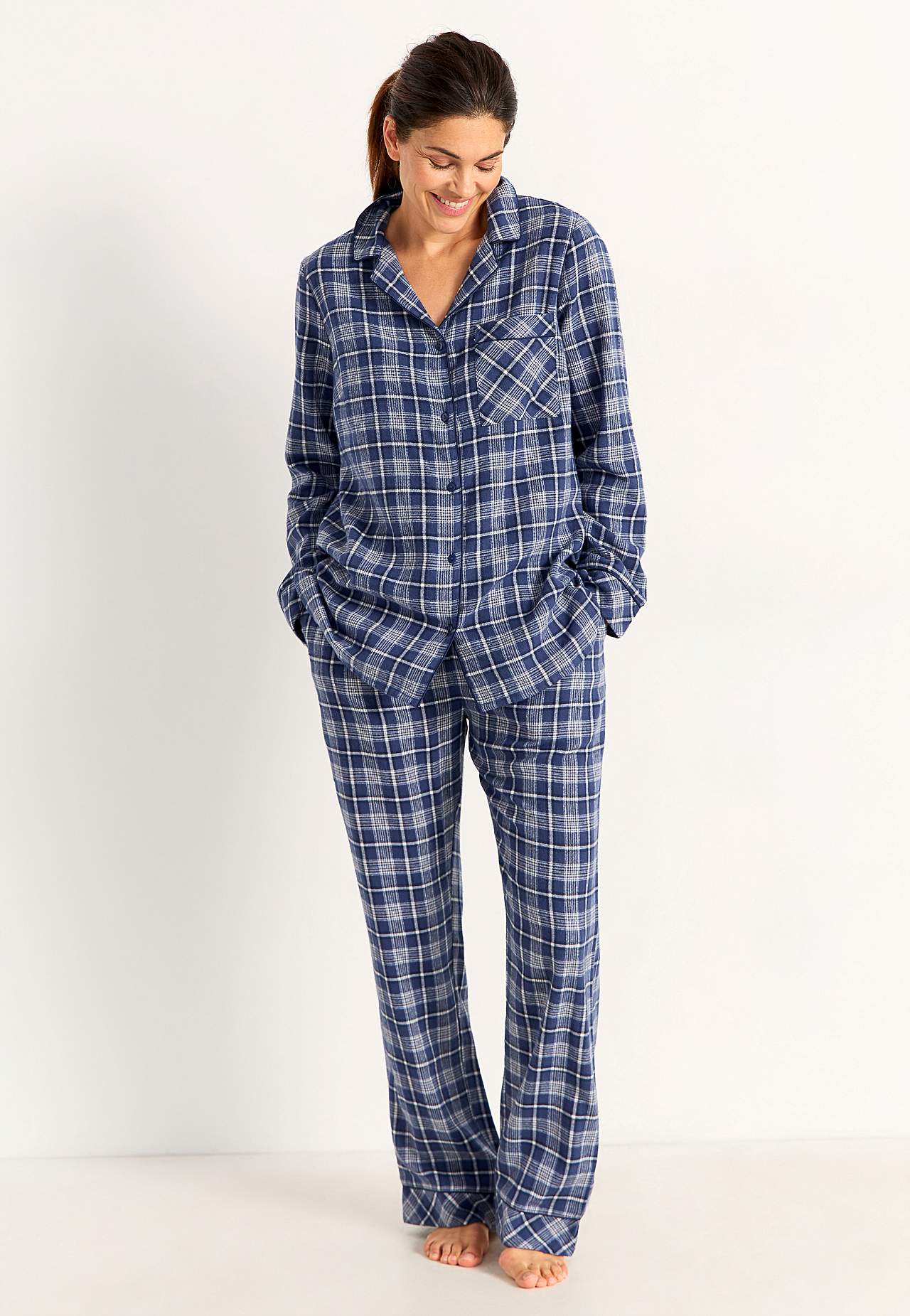 Rutig pyjamas i flanell