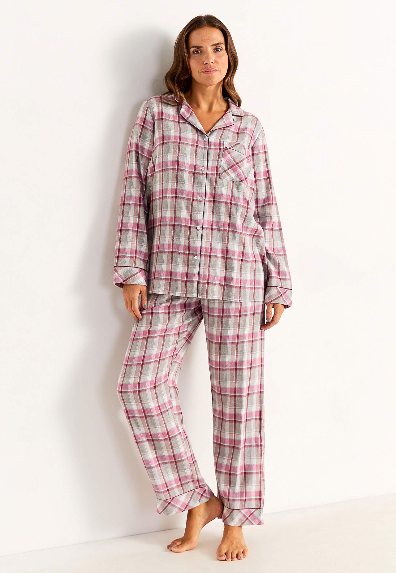 Rutig pyjamas i flanell