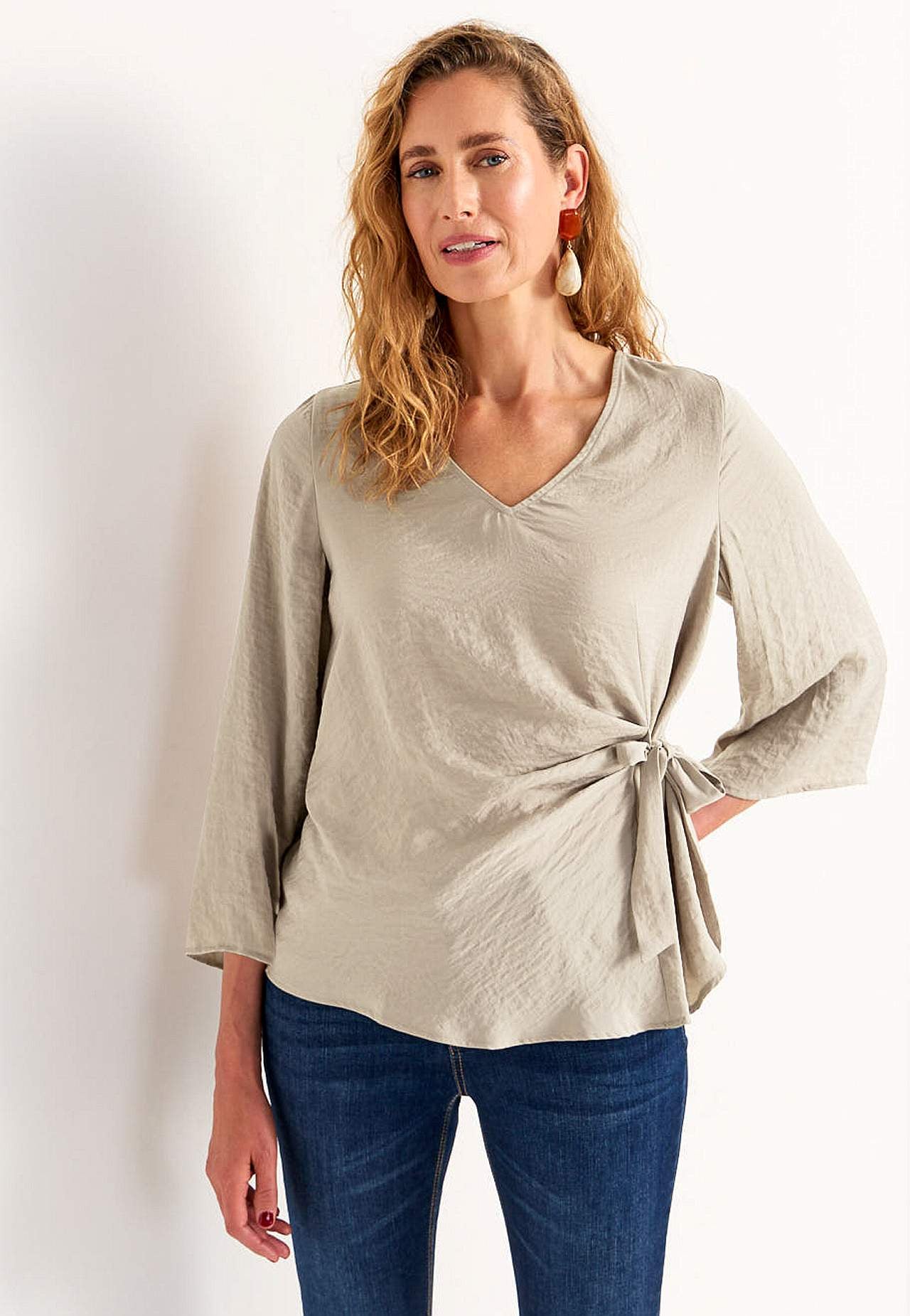 Blus med knytband