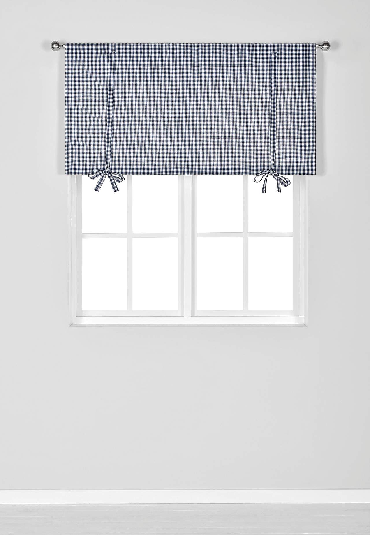 Vävd, rutig hissgardin