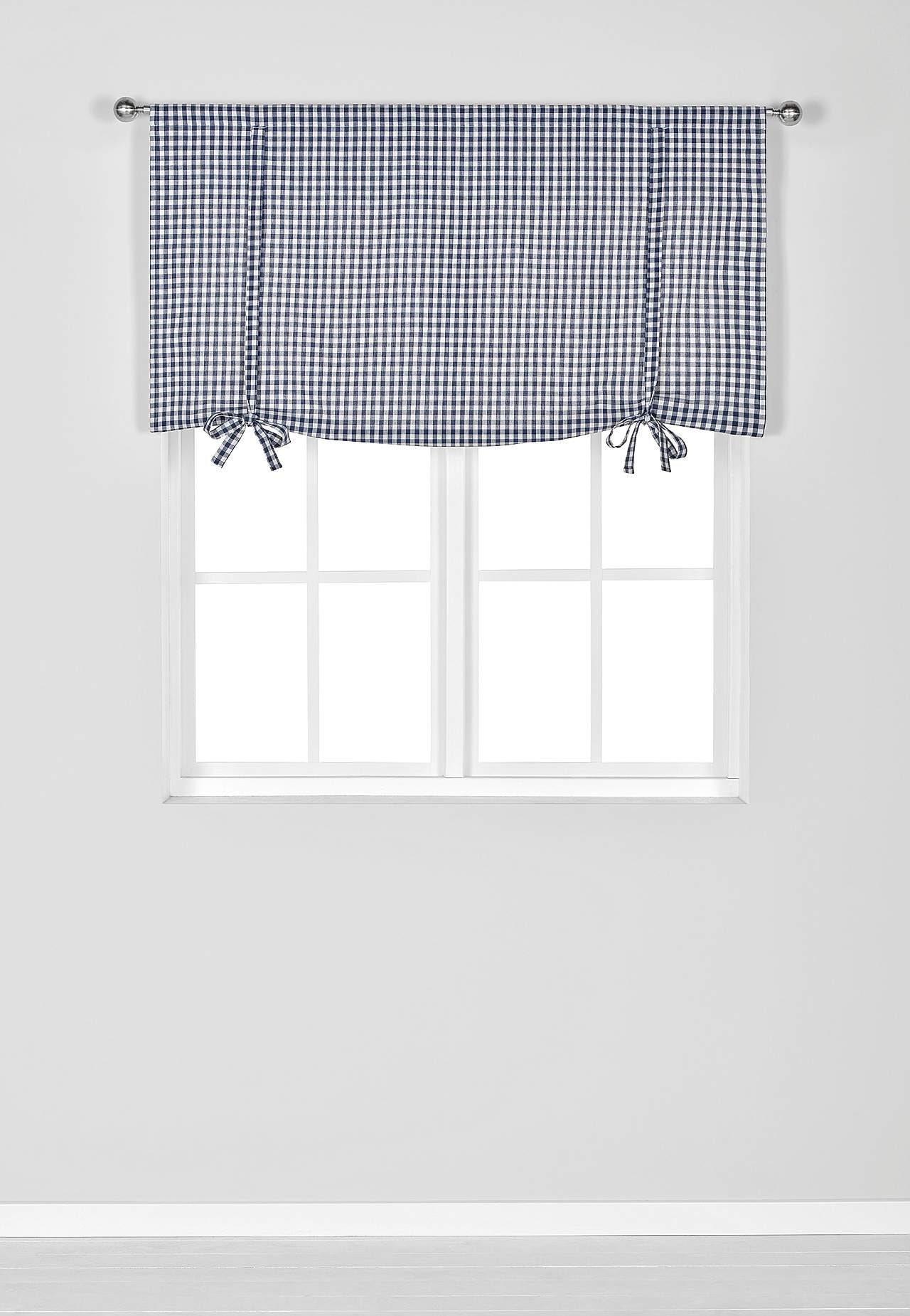 Vävd, rutig hissgardin