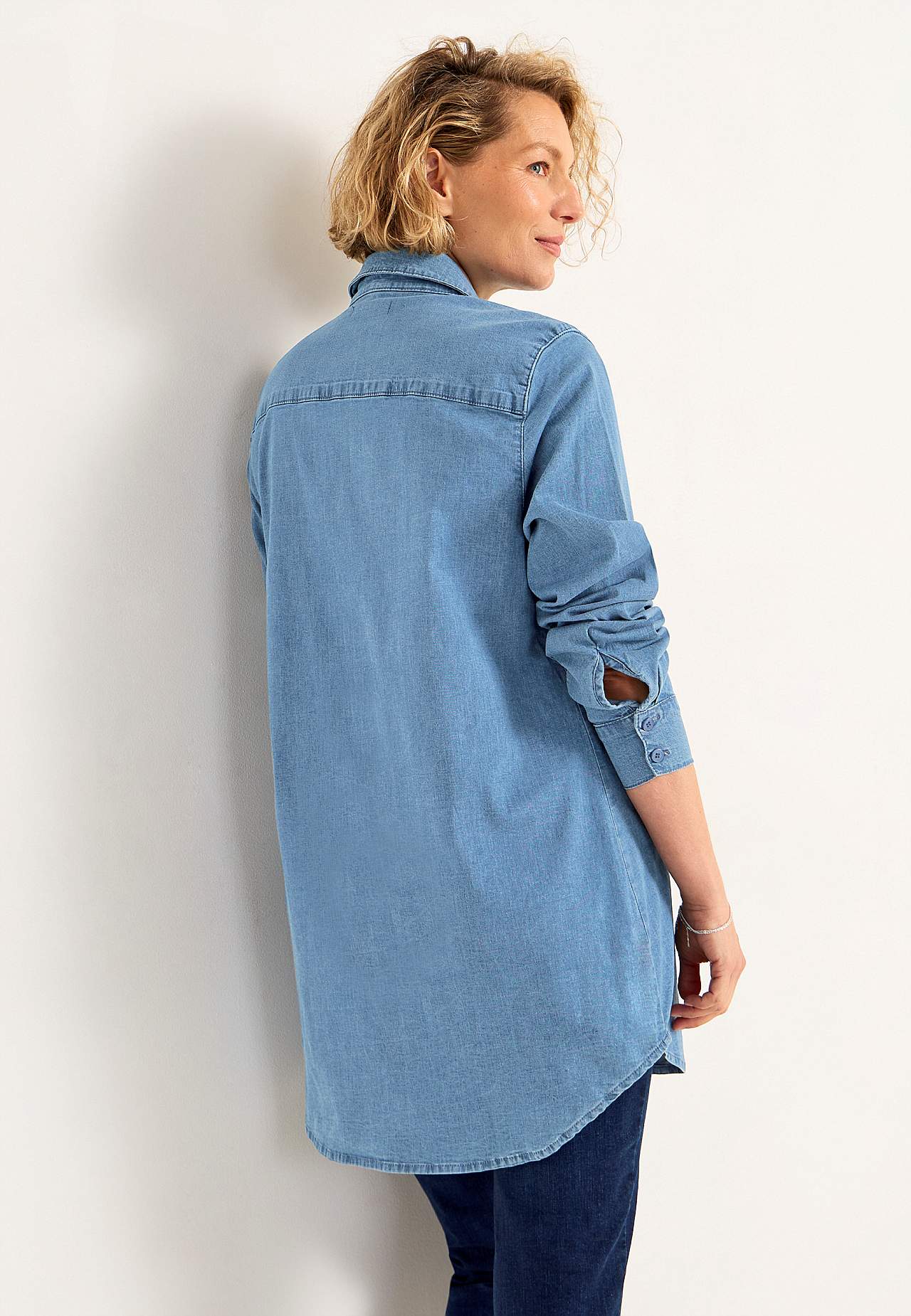 Stretchig tunika i denim
