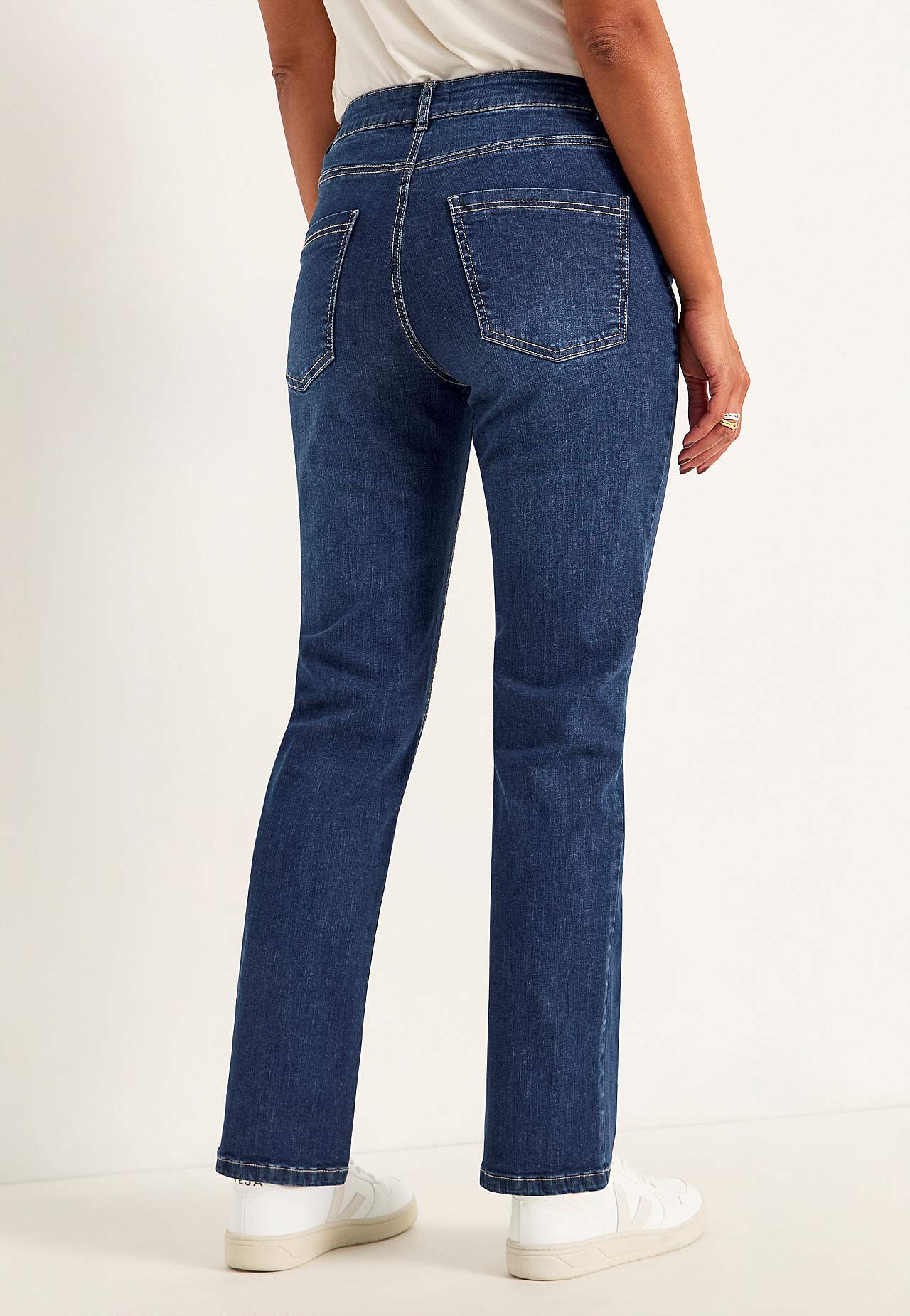 Bekväma stretchjeans med rakt ben