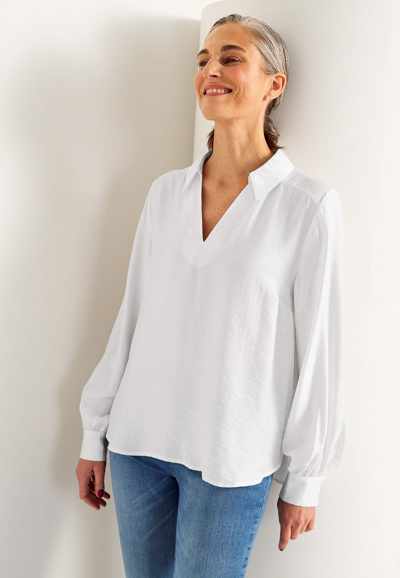 Vävd blus med vida ärmar