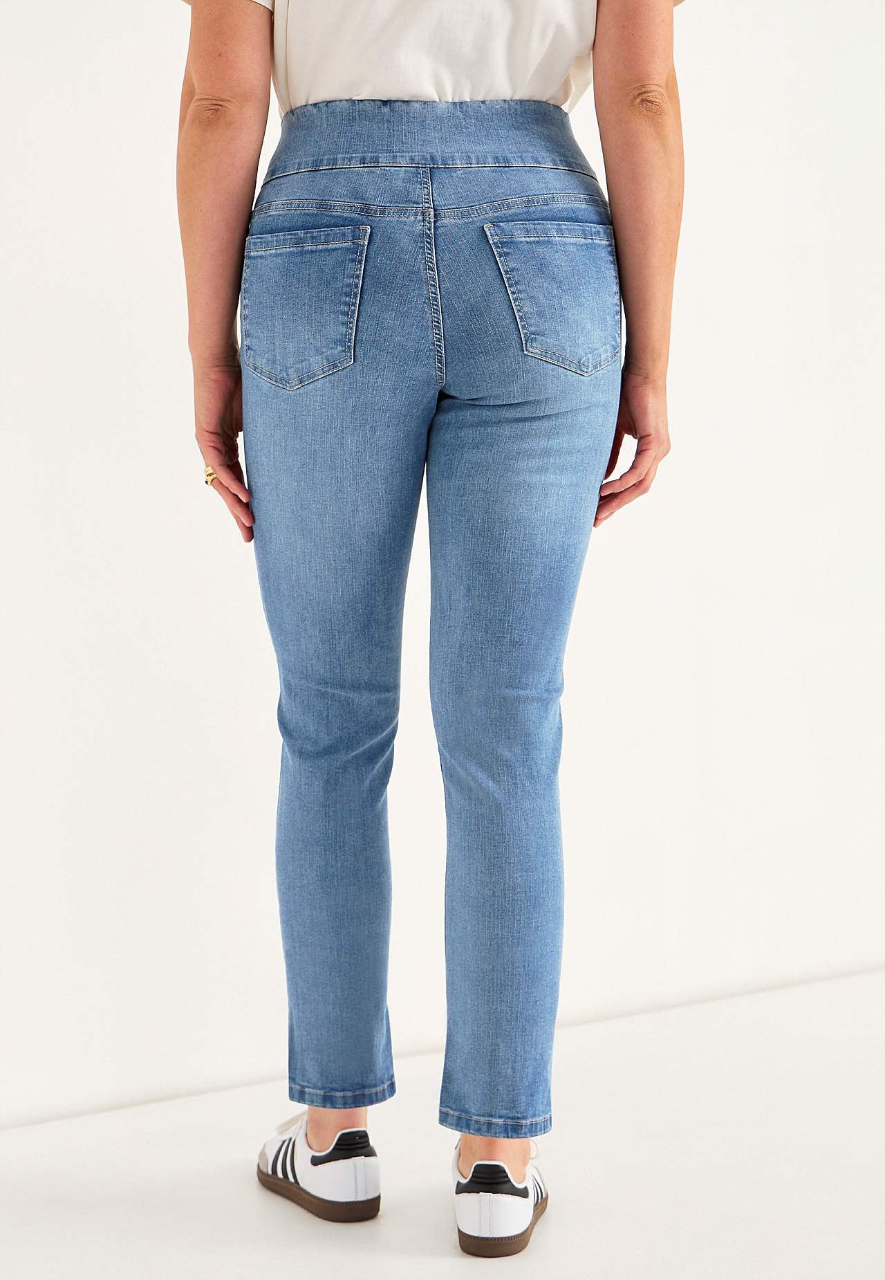 Supersköna ankeljeans i denim
