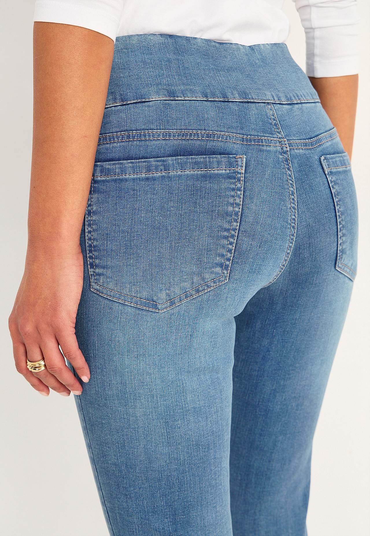 Supersköna ankeljeans i denim