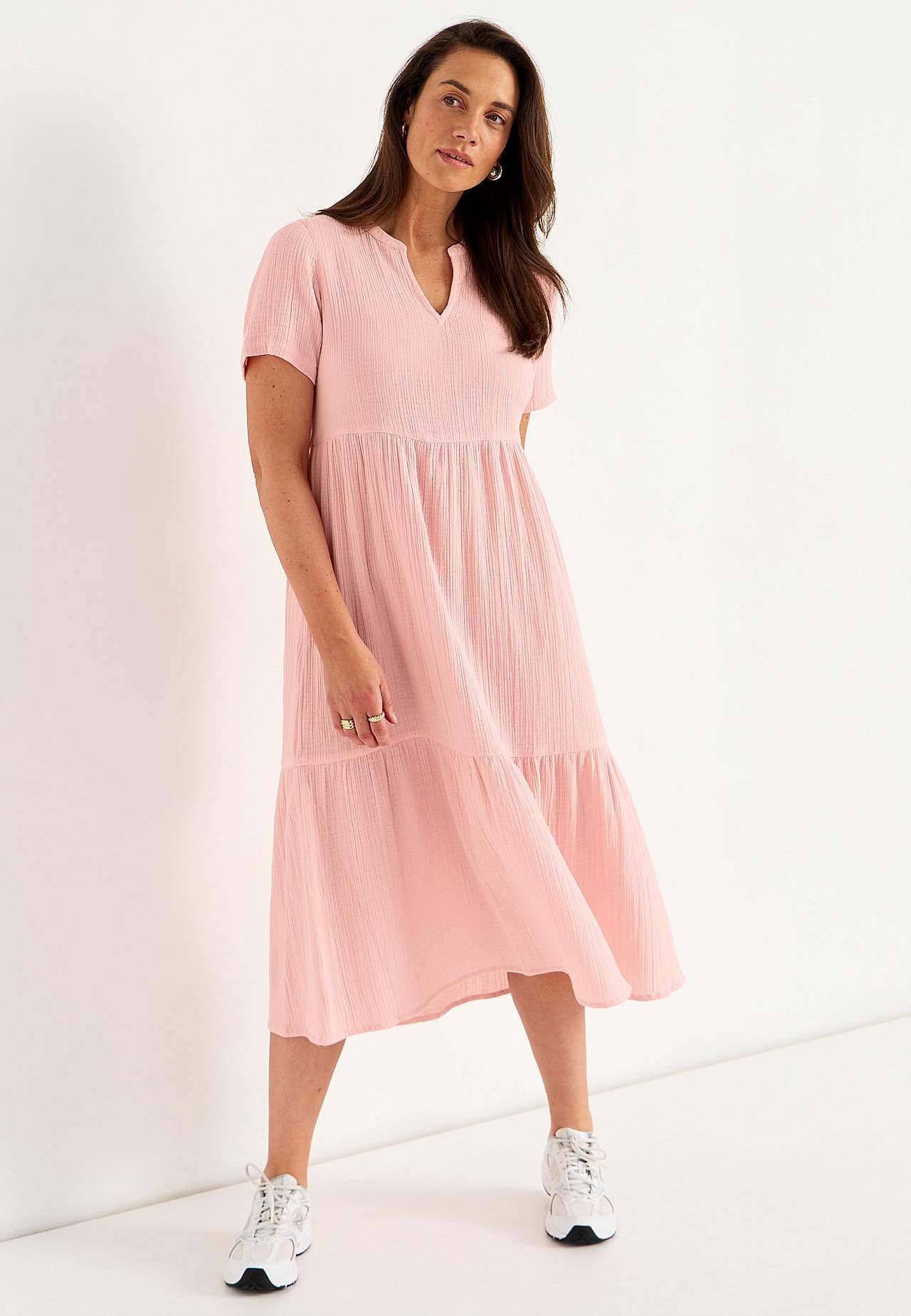 Klänning i krinklad bomull