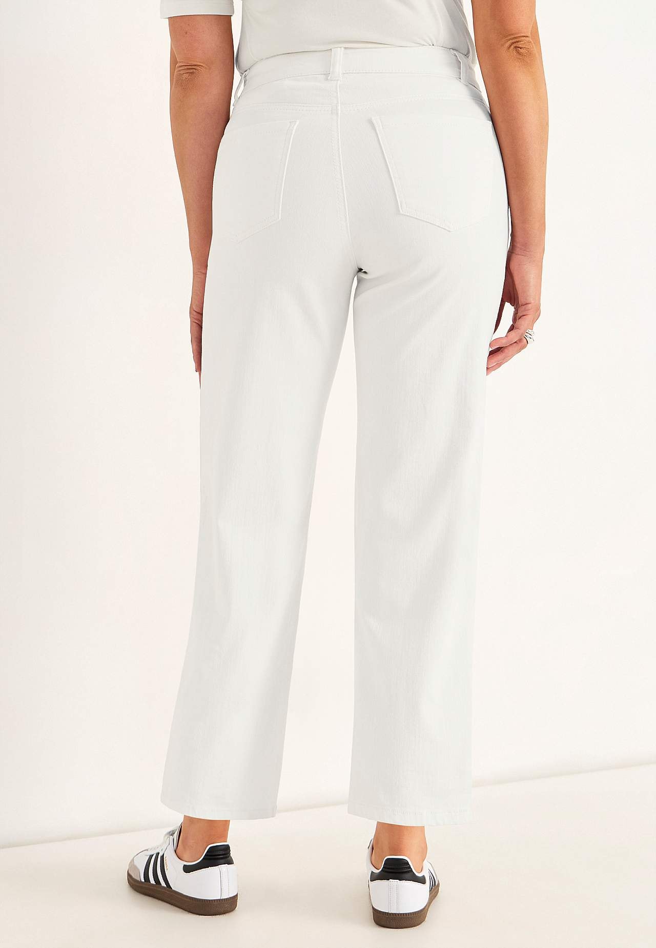 Stretchiga ankeljeans