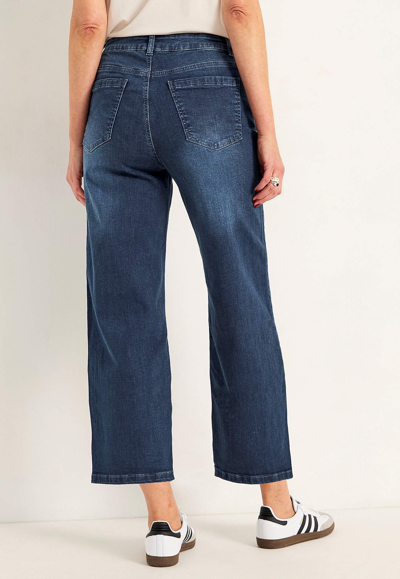 Stretchiga ankeljeans
