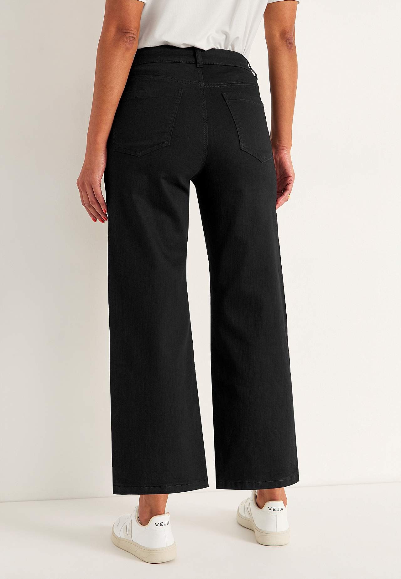 Stretchiga ankeljeans