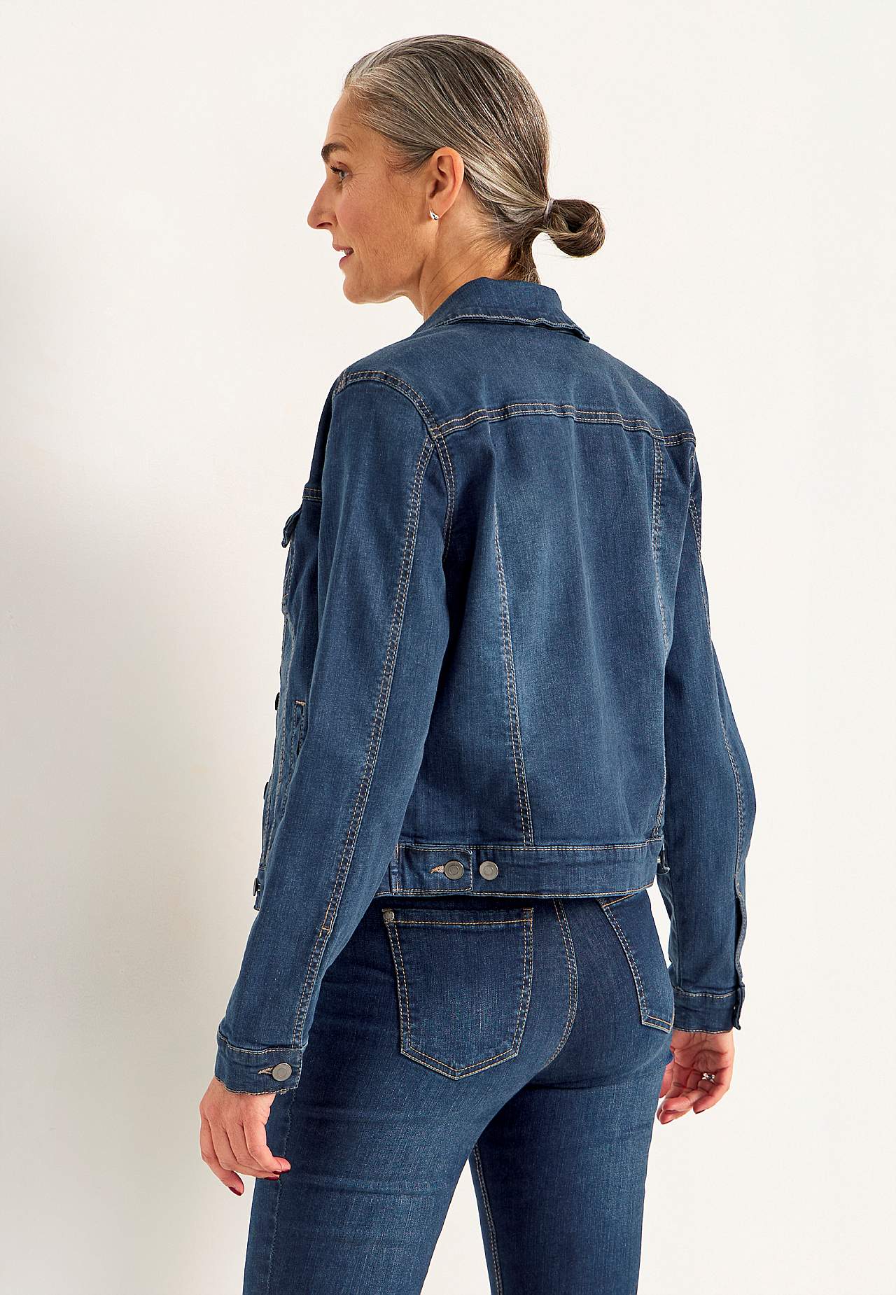 Stretchig jeansjacka