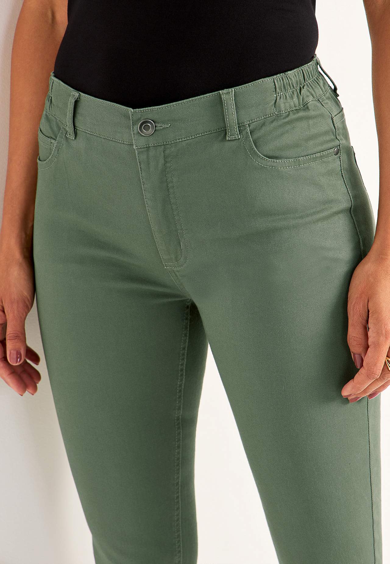 Jeans med resårmidja