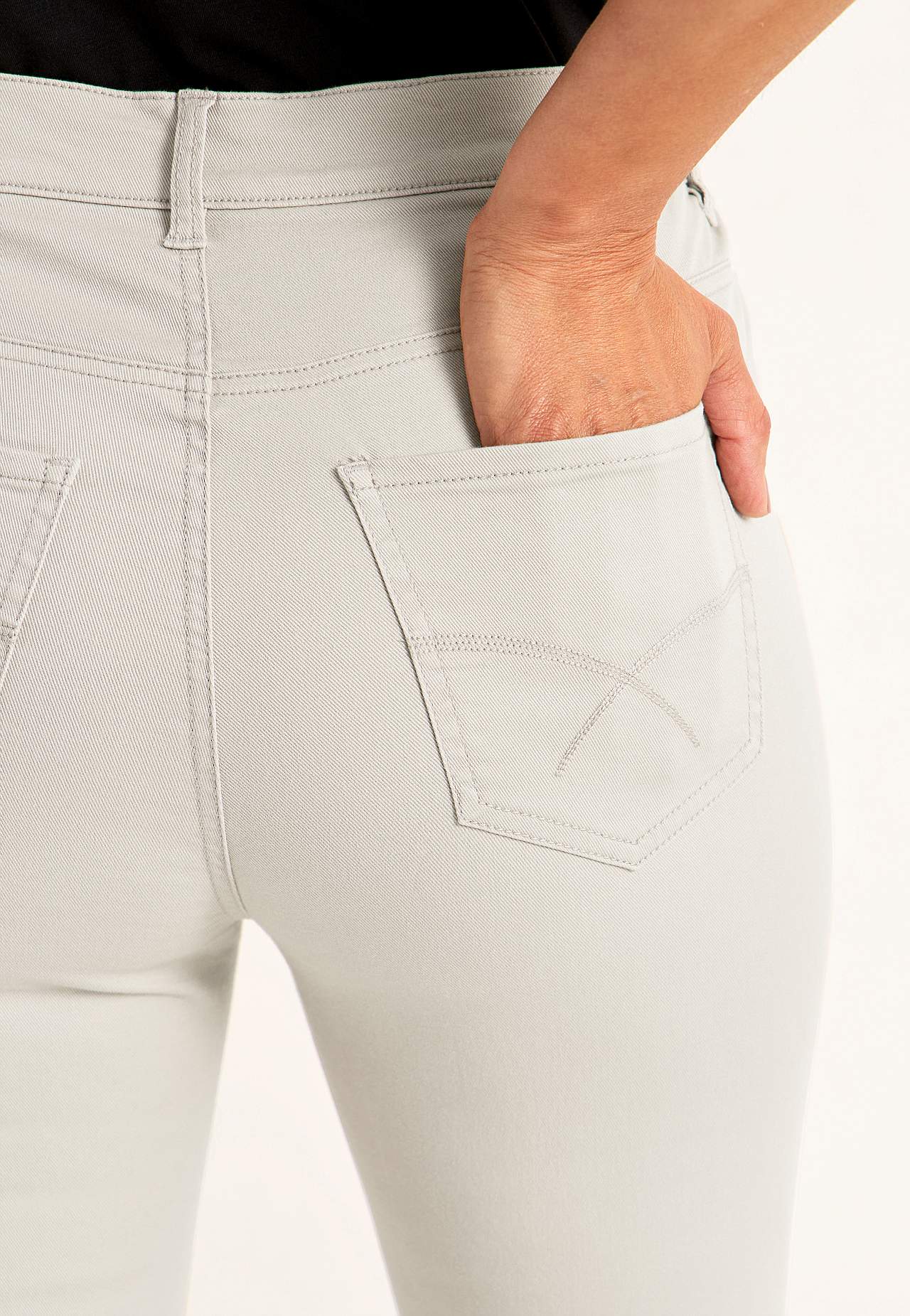 Jeans med resårmidja