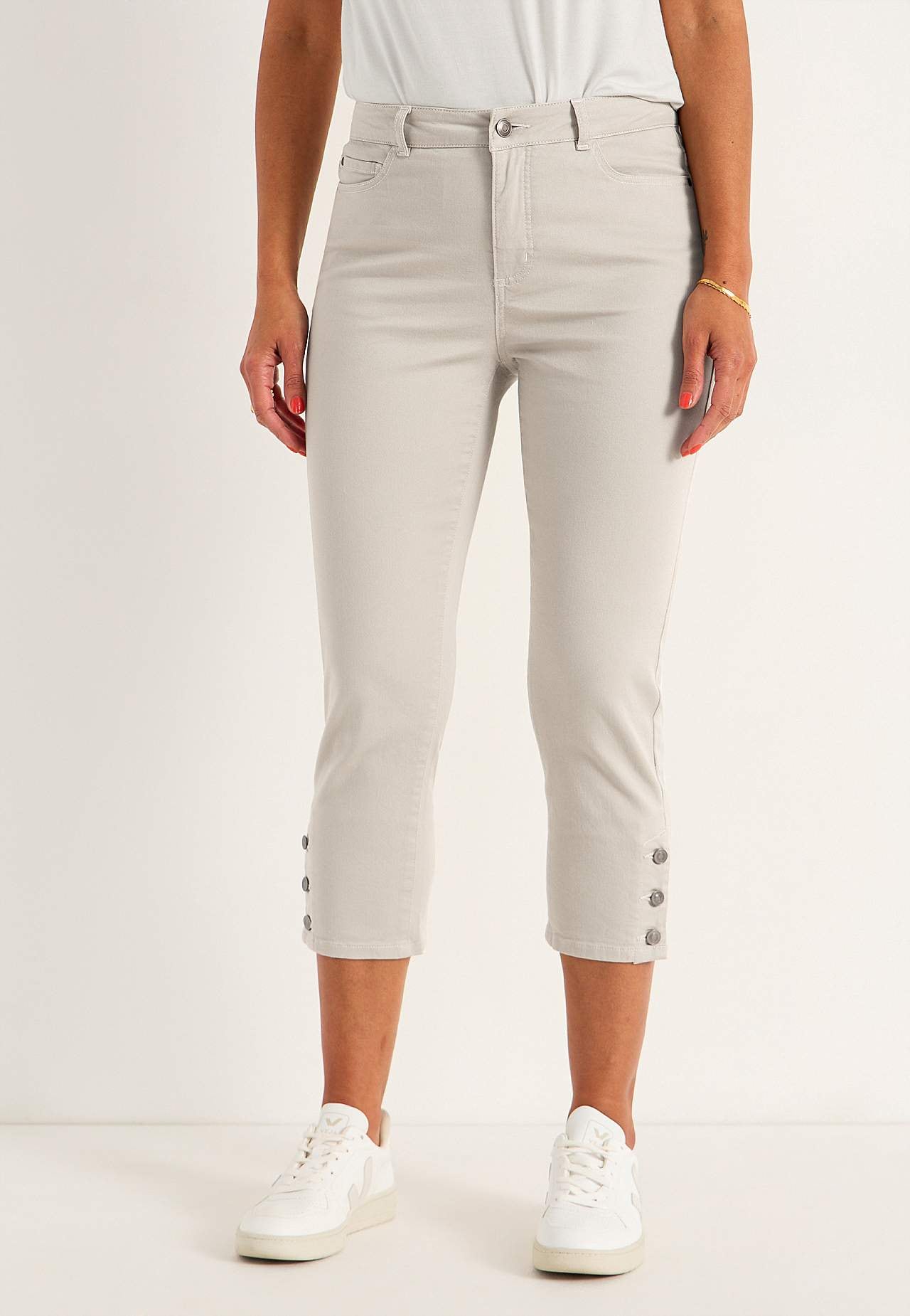 Caprijeans med femficksdesign