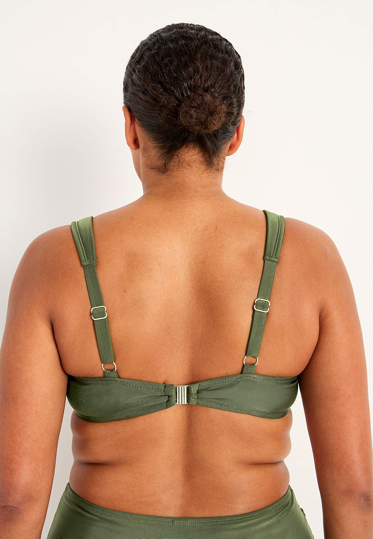 Enfärgad bikini-bh