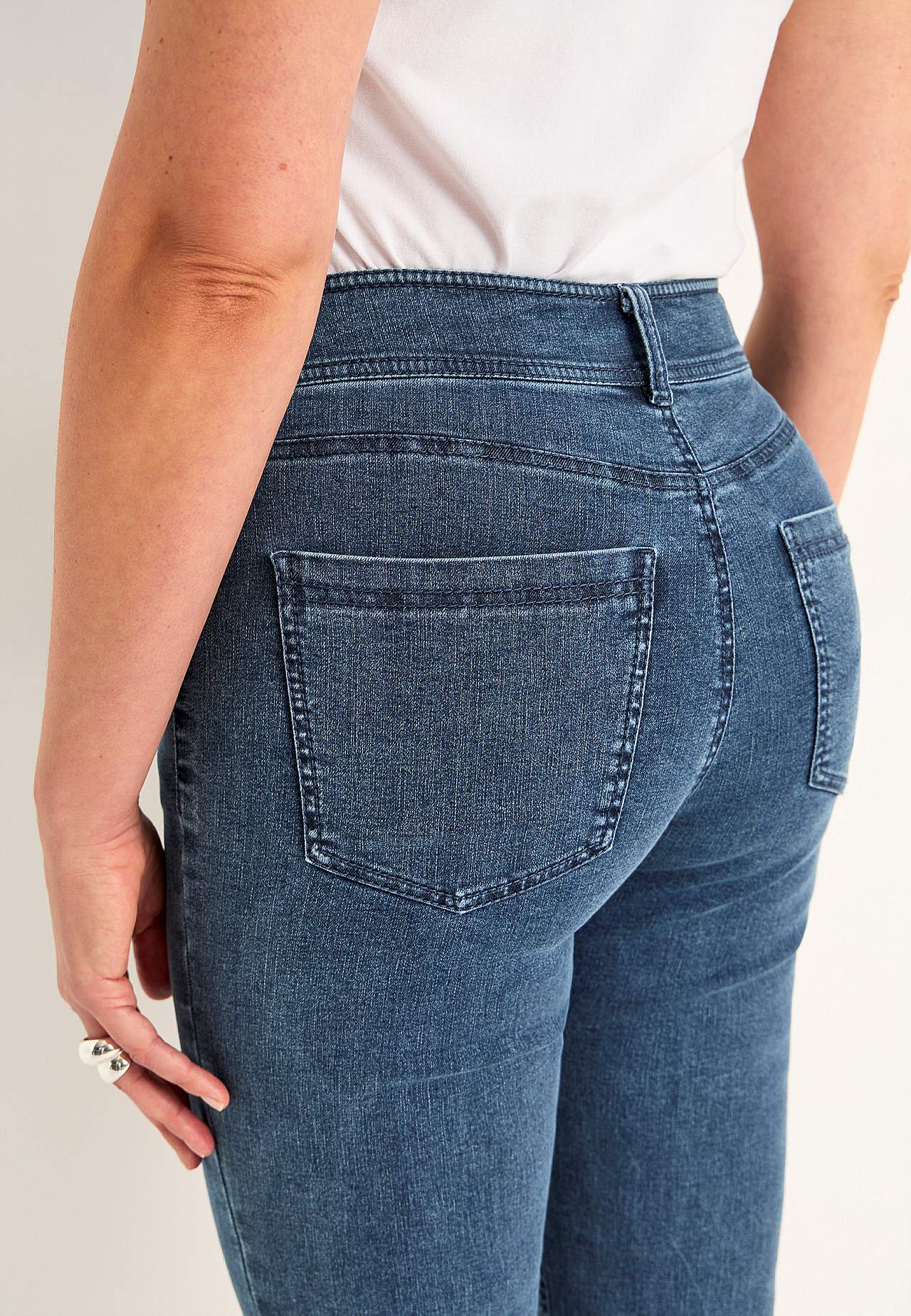Superstretchiga caprijeans