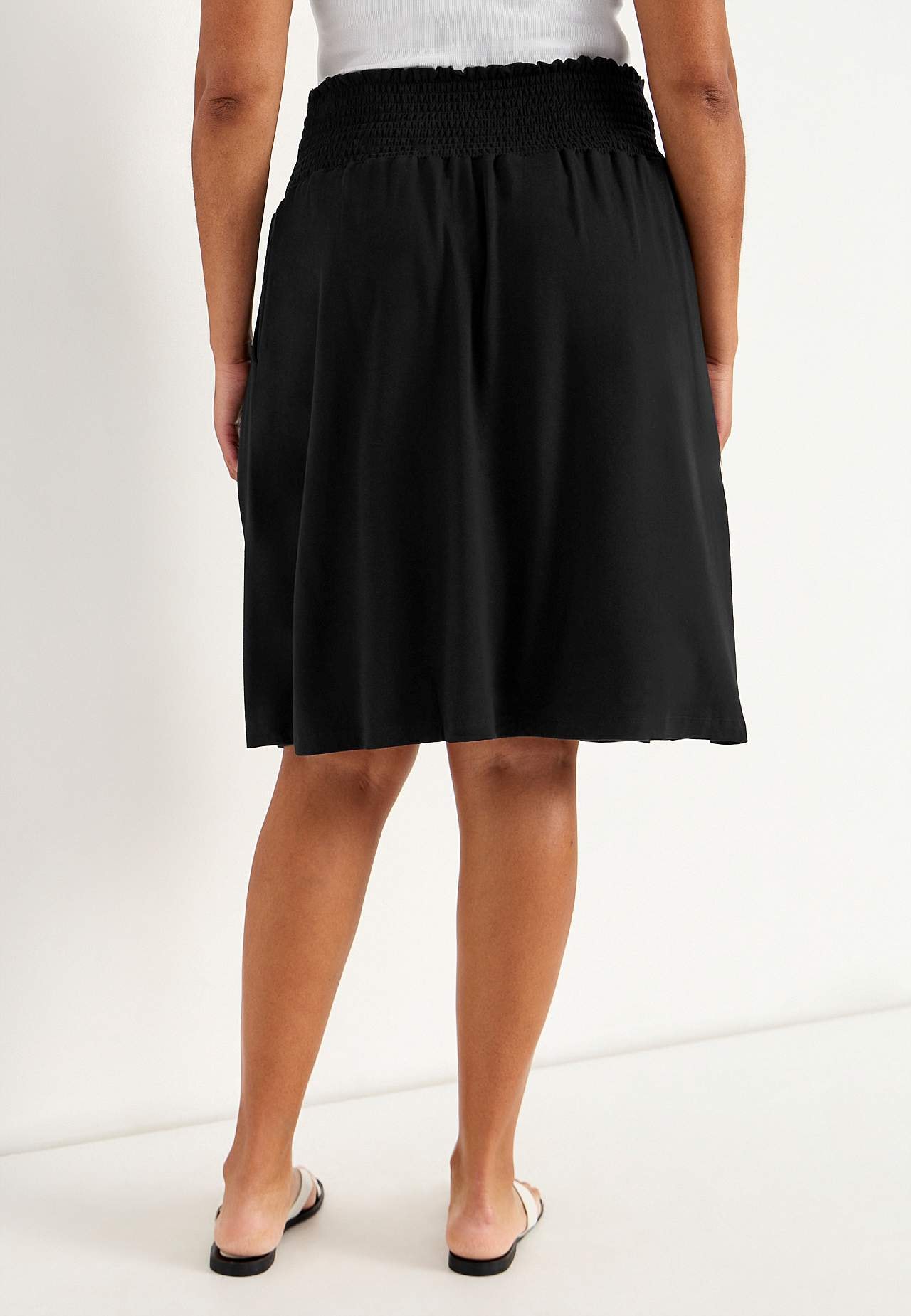 Trikåkjol med fickor