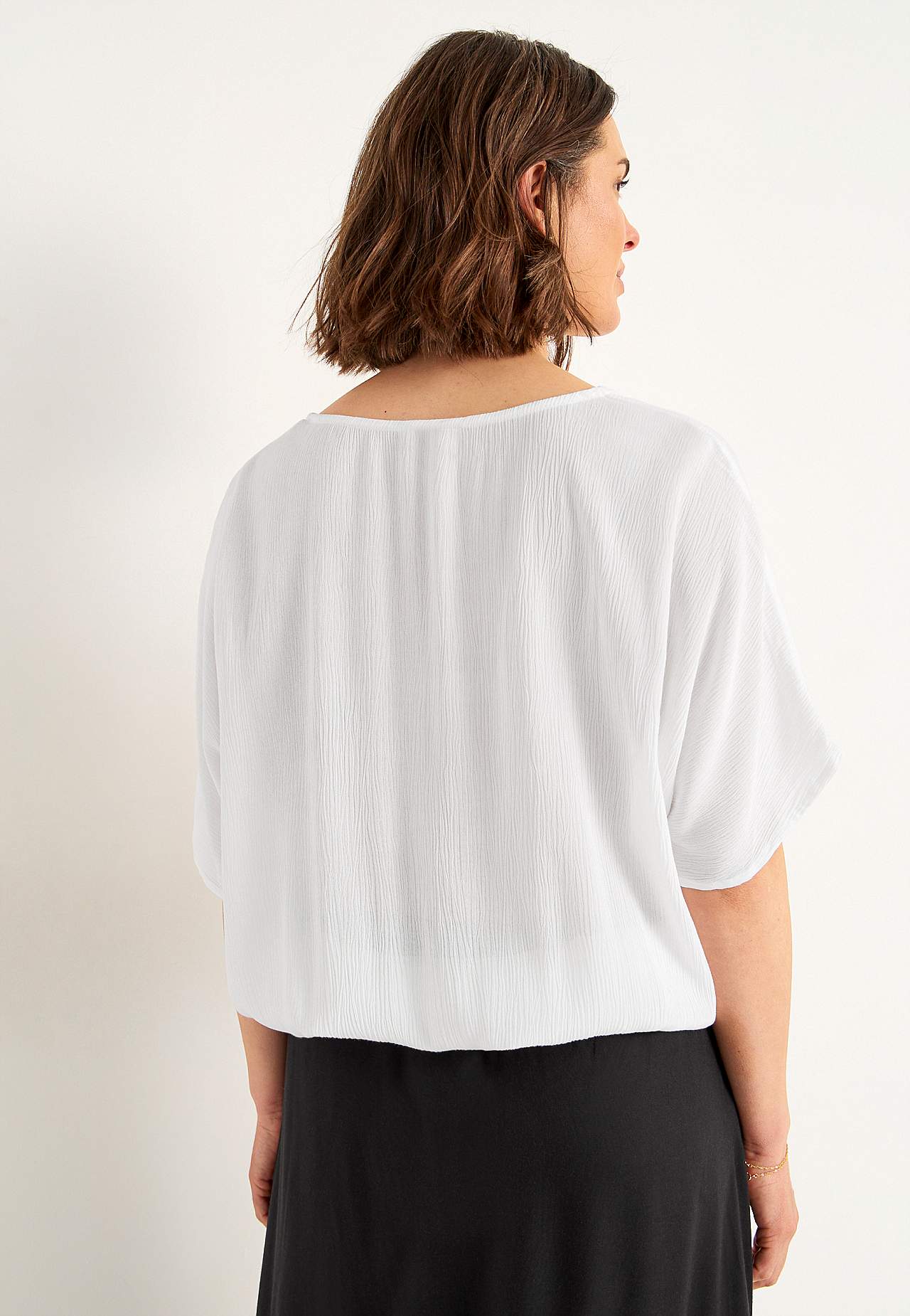 Blus i viskoscrêpe
