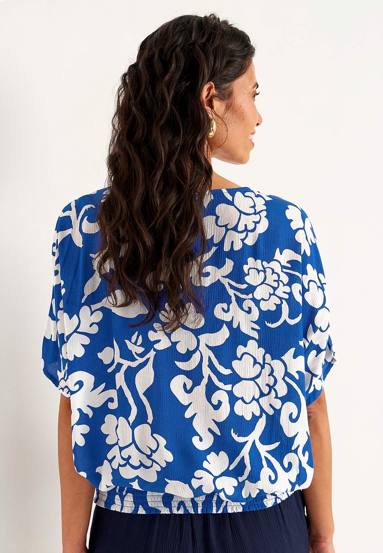Blus i viskoscrêpe