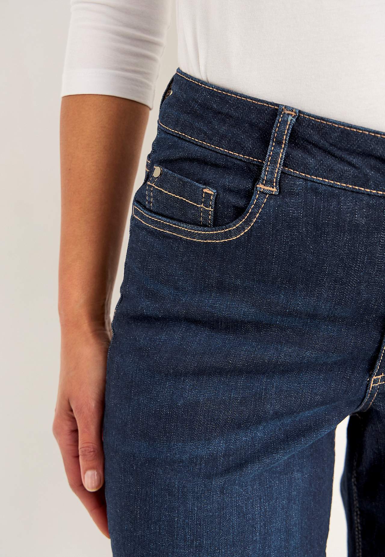 Vida, långa jeans med hög midja