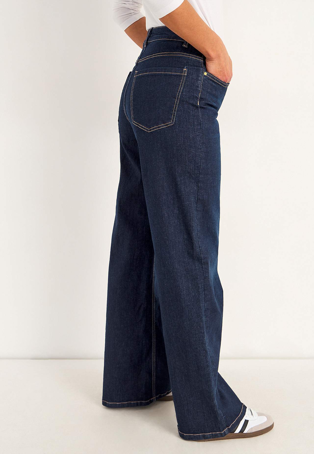 Vida, långa jeans med hög midja