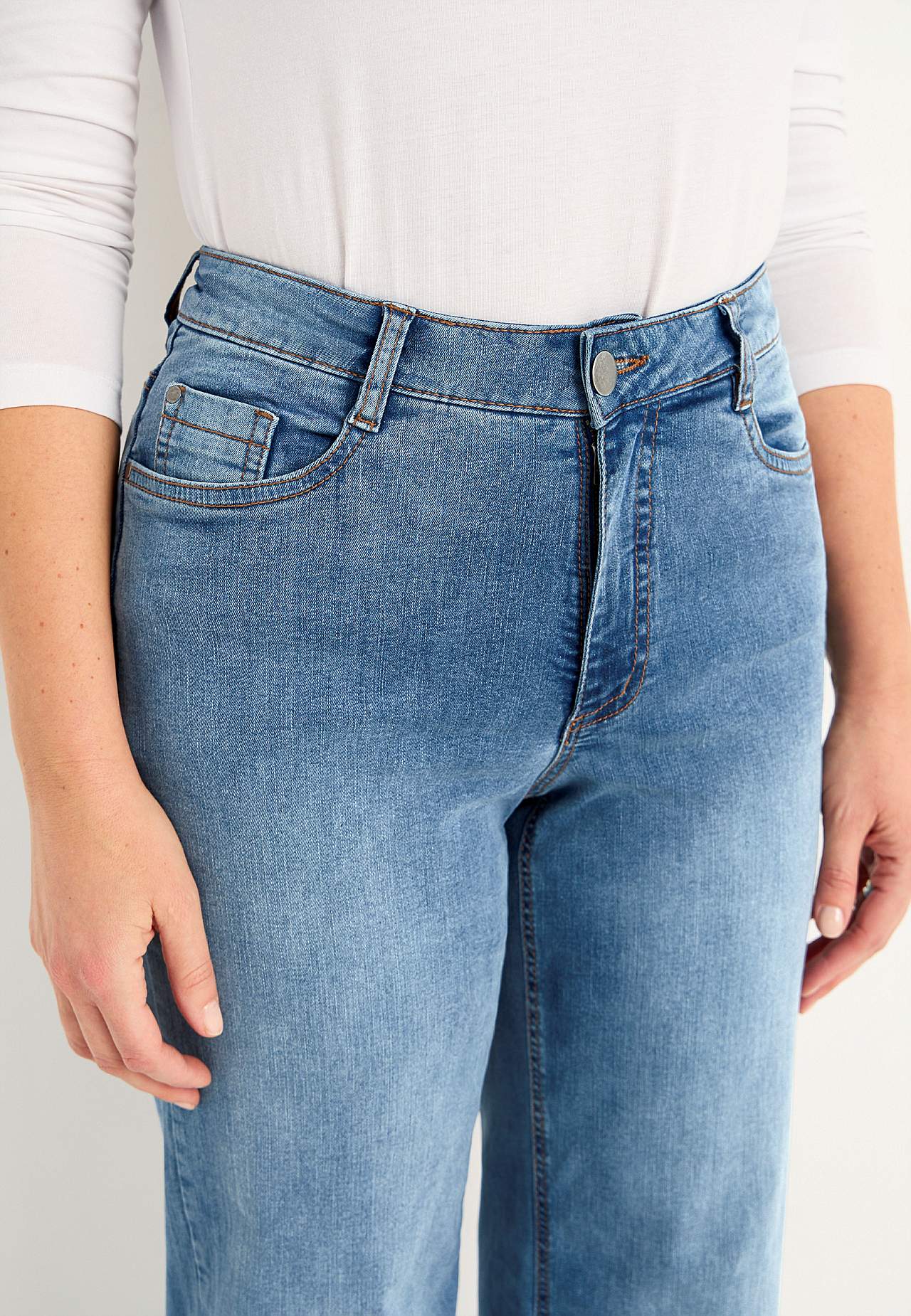 Vida, långa jeans med hög midja