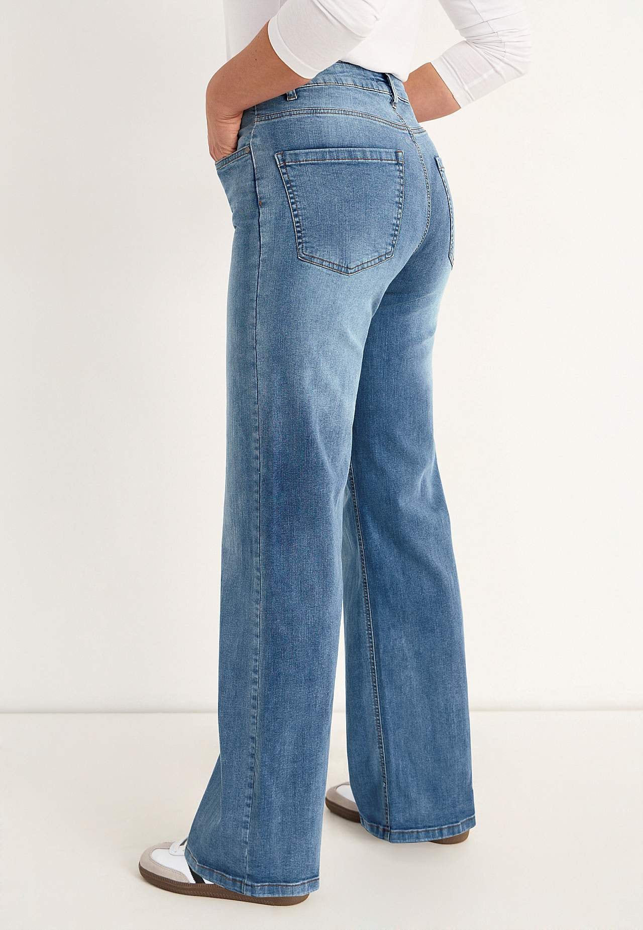 Vida, långa jeans med hög midja