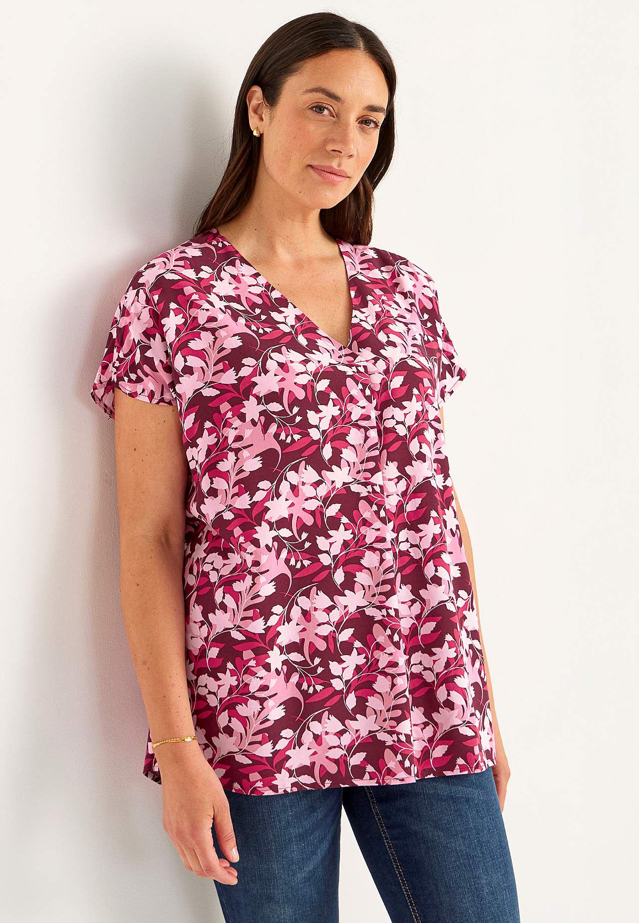 V-ringad, vävd tunika