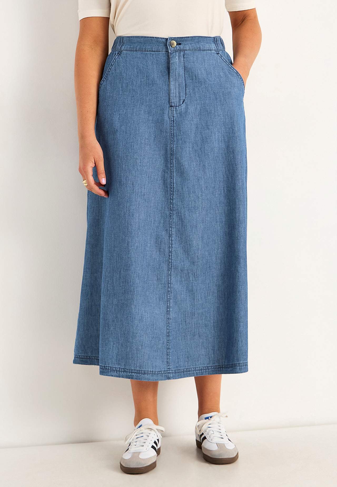 Jeanskjol med fickor