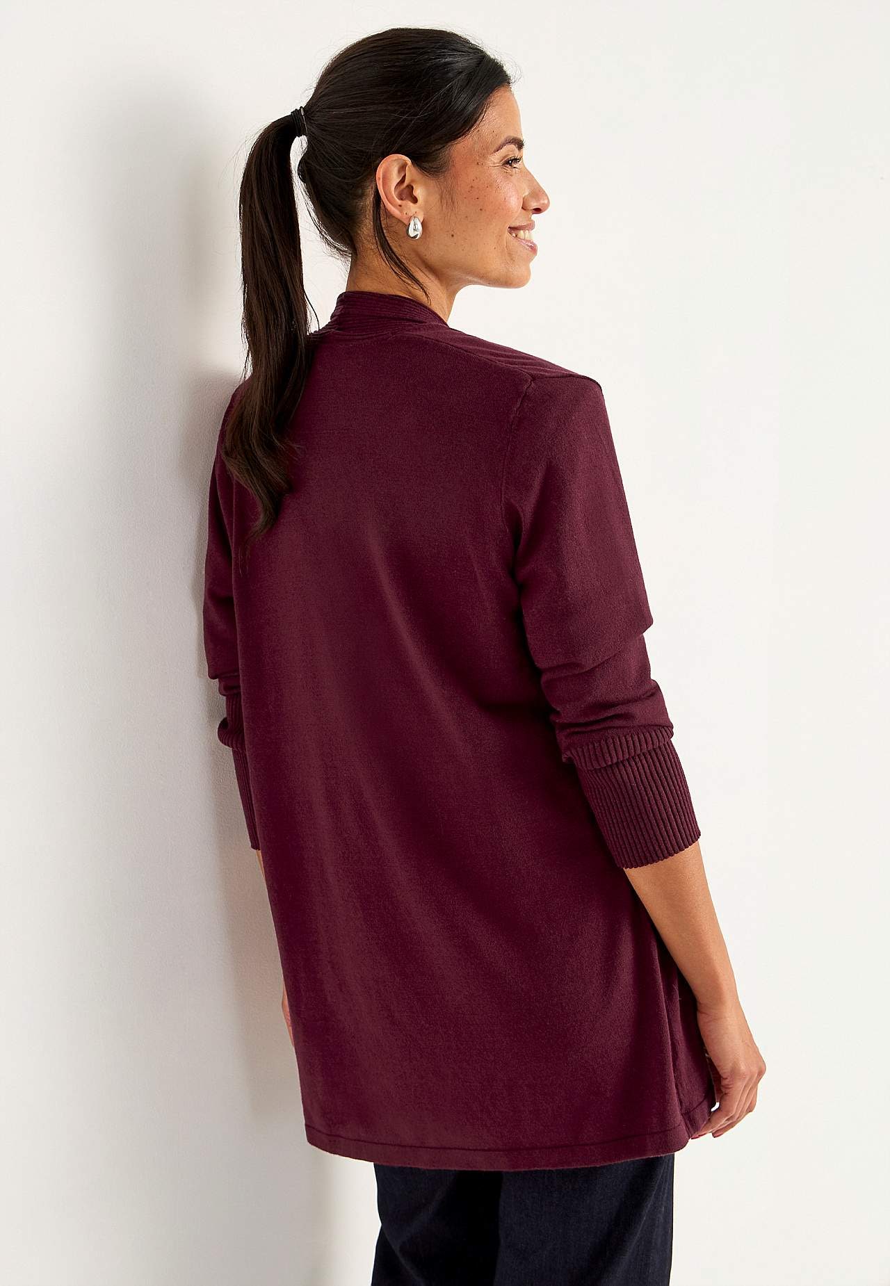 Finstickad cardigan