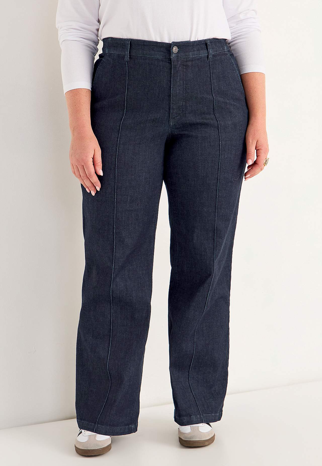 Vida jeans med sydda pressveck Mia