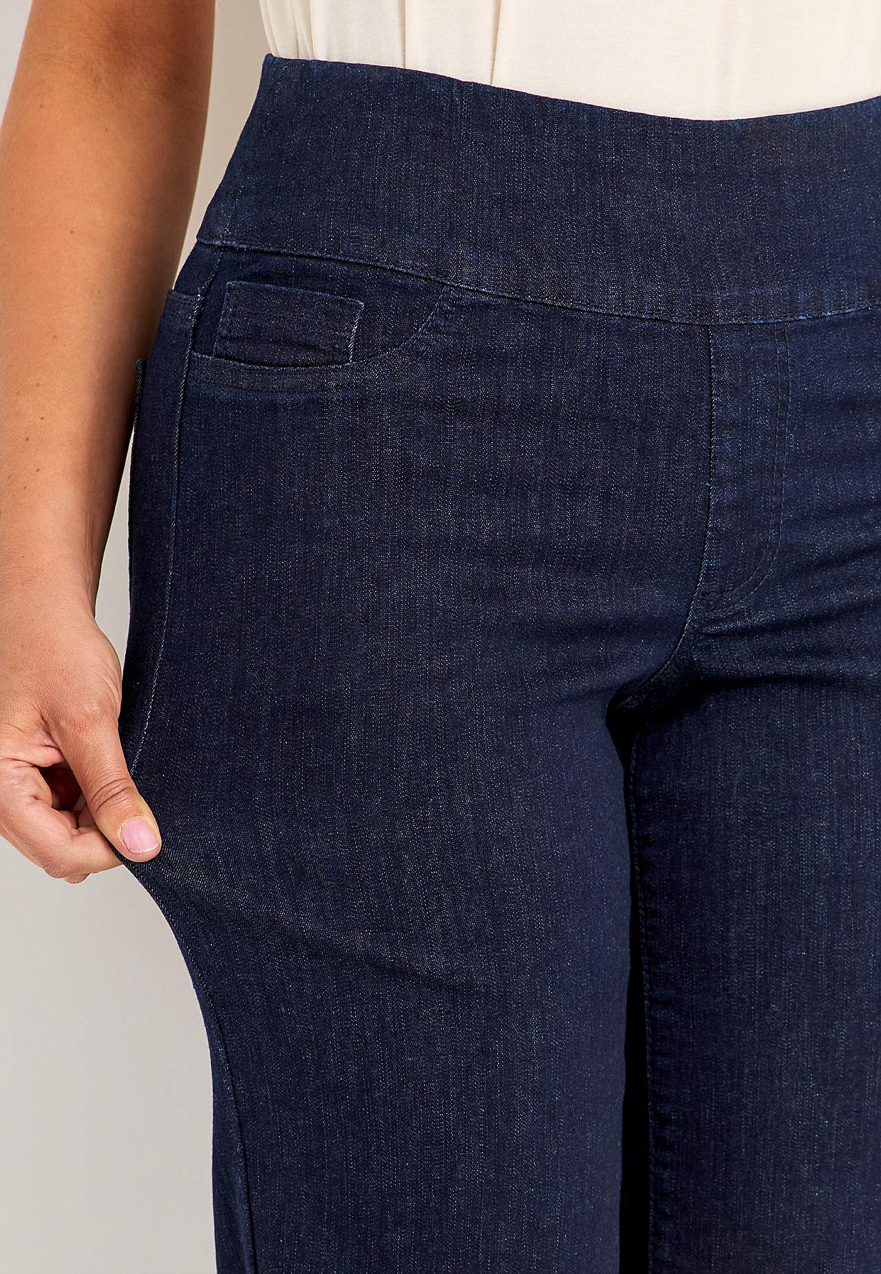 Jeans med hög resårmidja