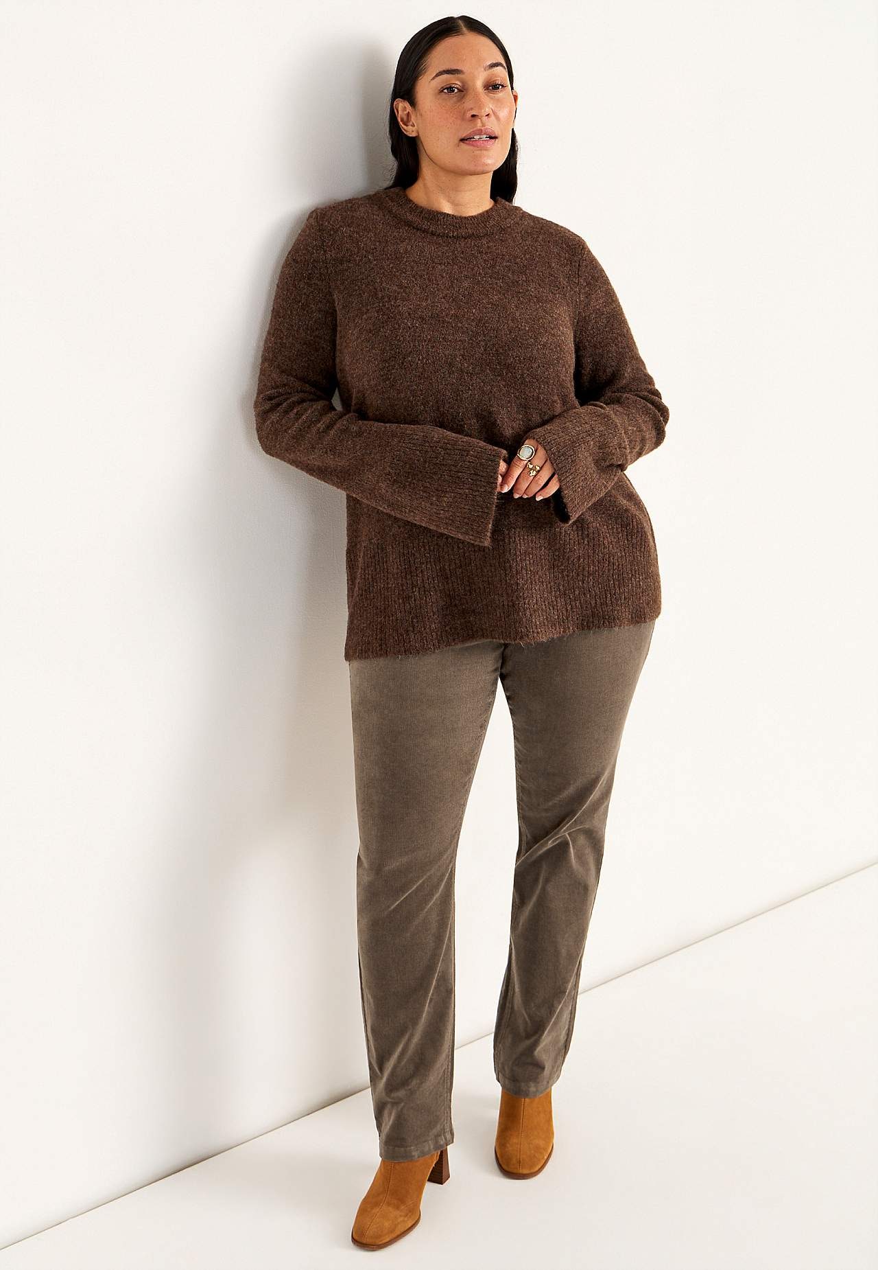 Stretchig manchesterbyxa med raka ben