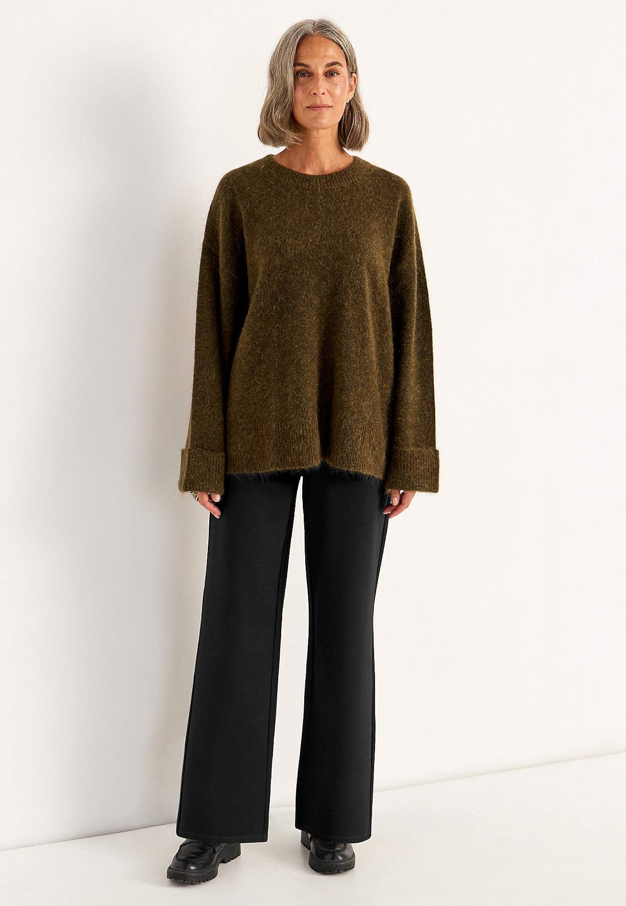 Vid Premium byxa i Punto di Roma-trikå Mona