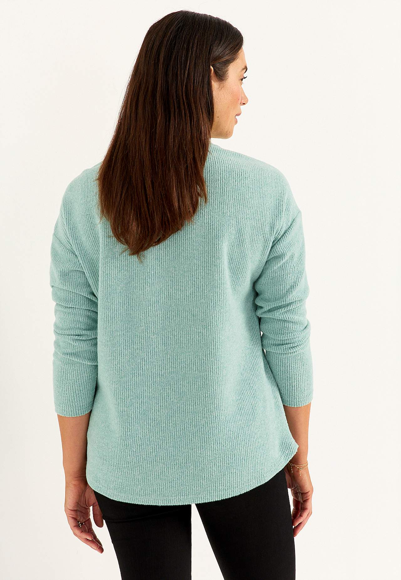 Supermjuk tröja med dekorativ mittsöm Beata