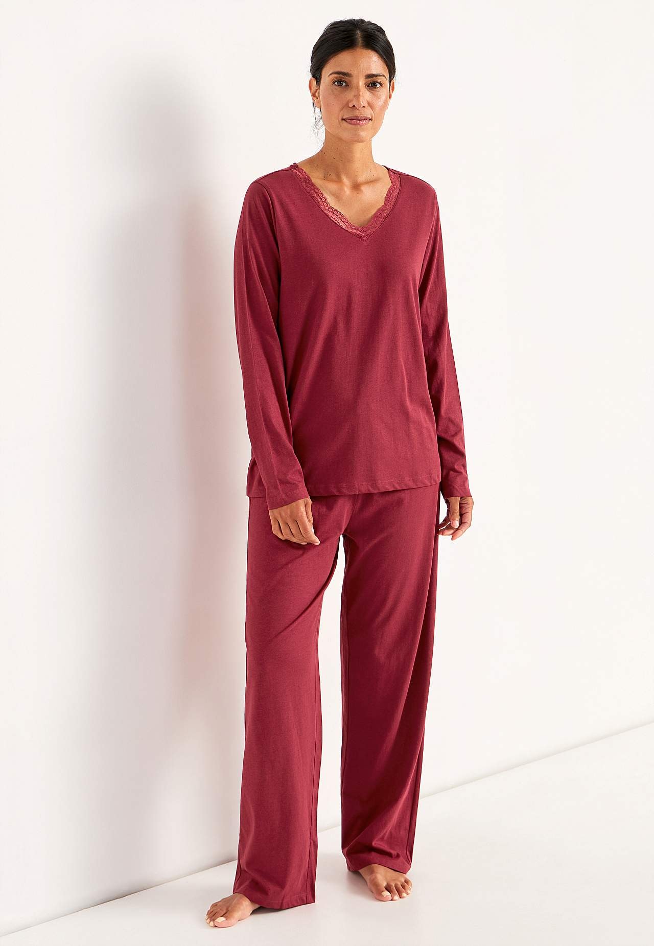 Tvådelad pyjamas med spetskant