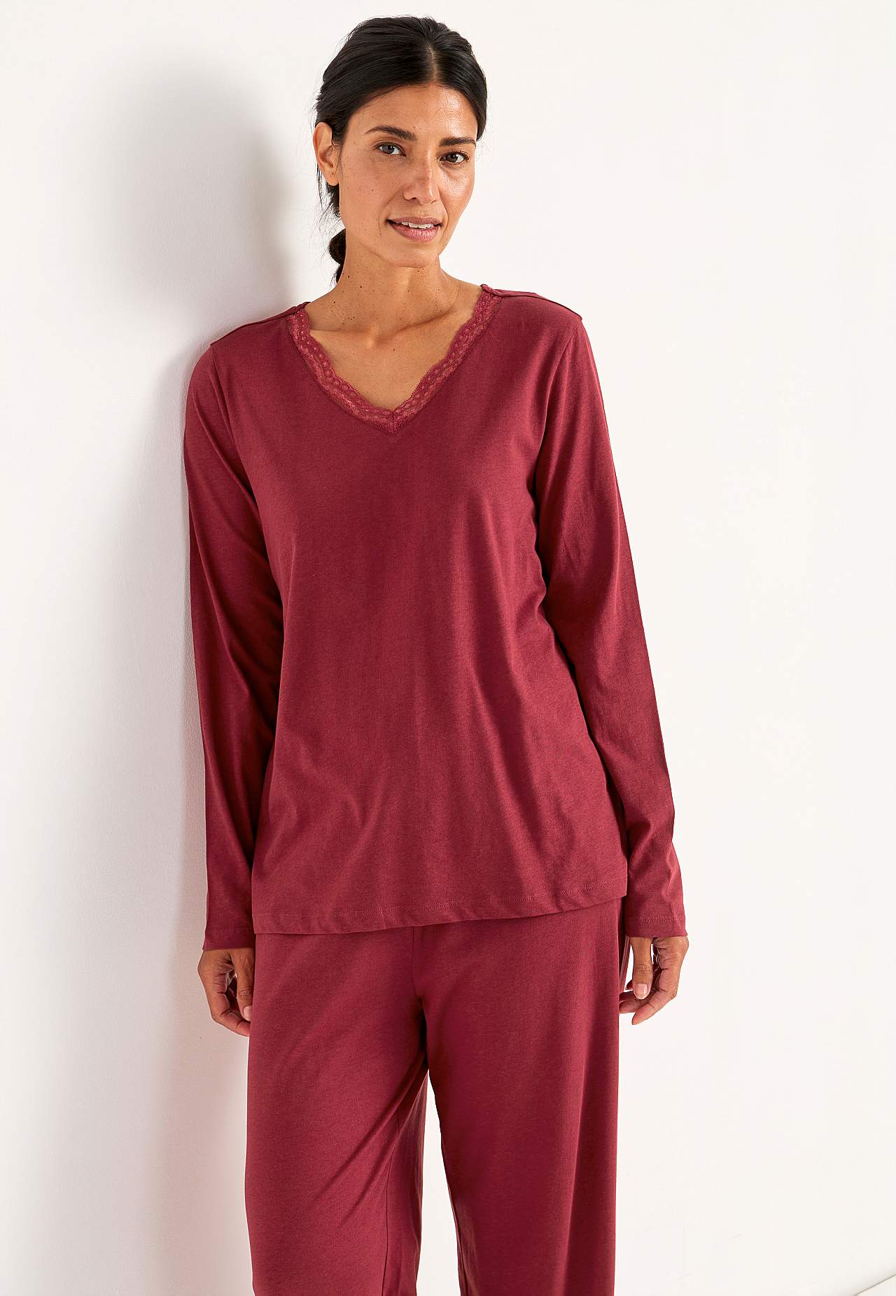 Tvådelad pyjamas med spetskant