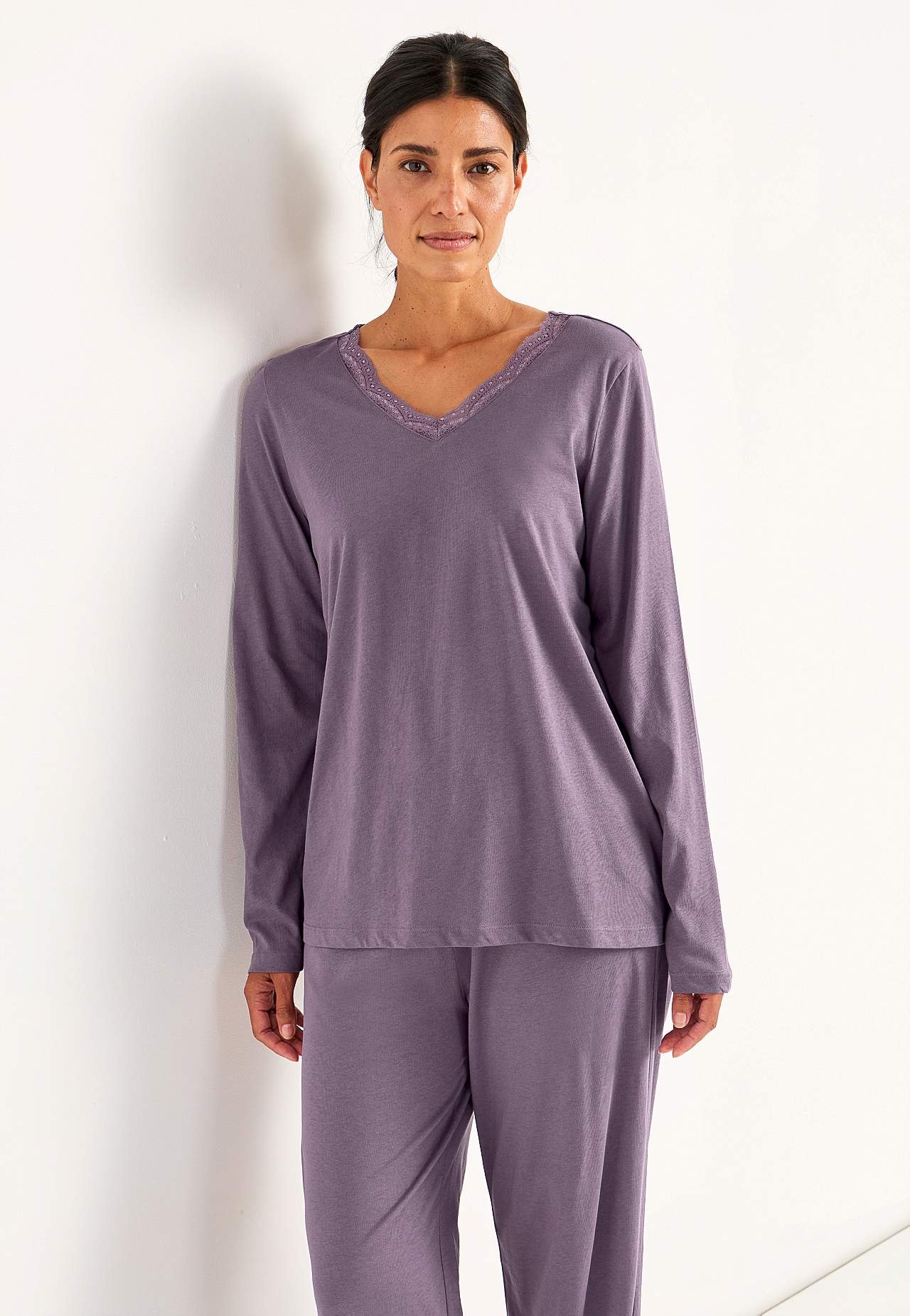 Tvådelad pyjamas med spetskant