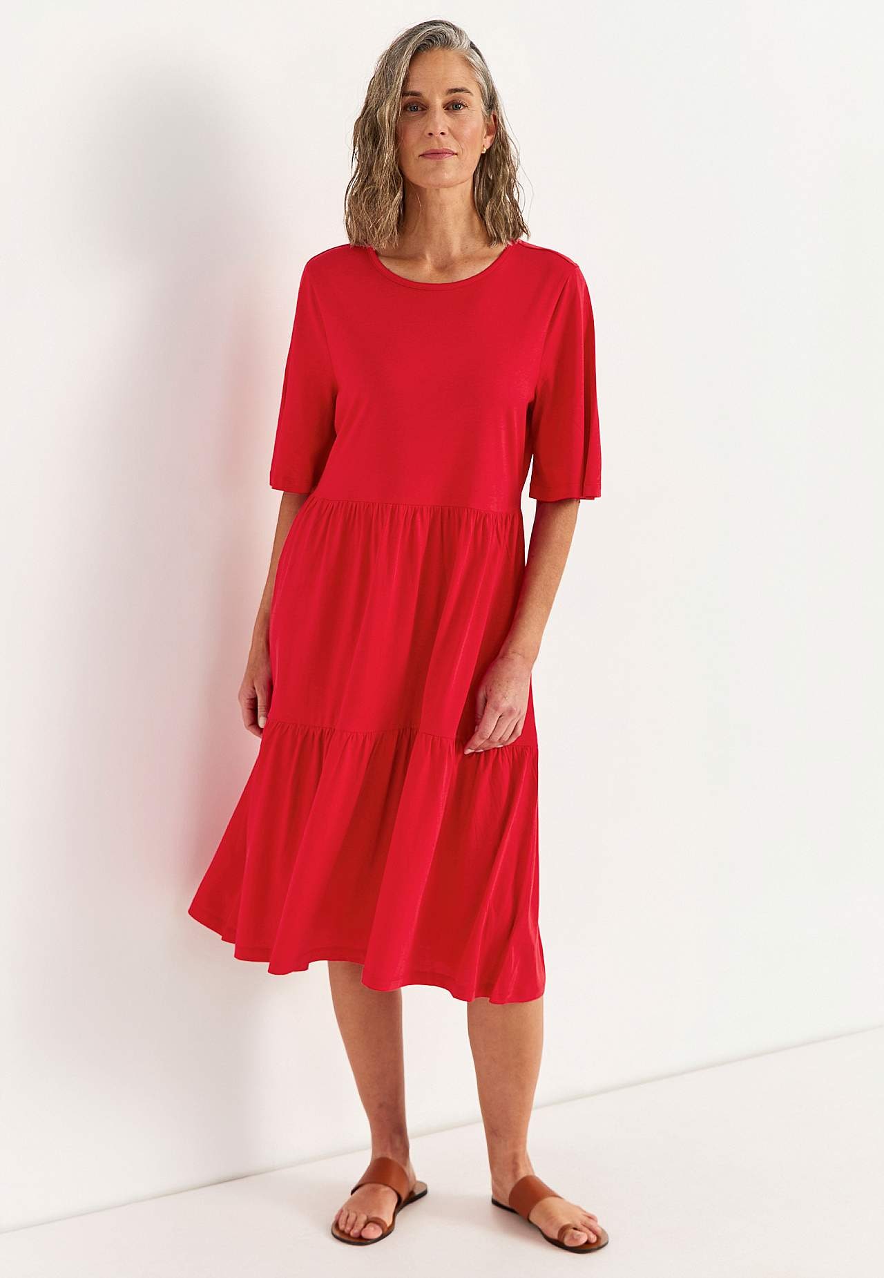 Trikåklänning med volang