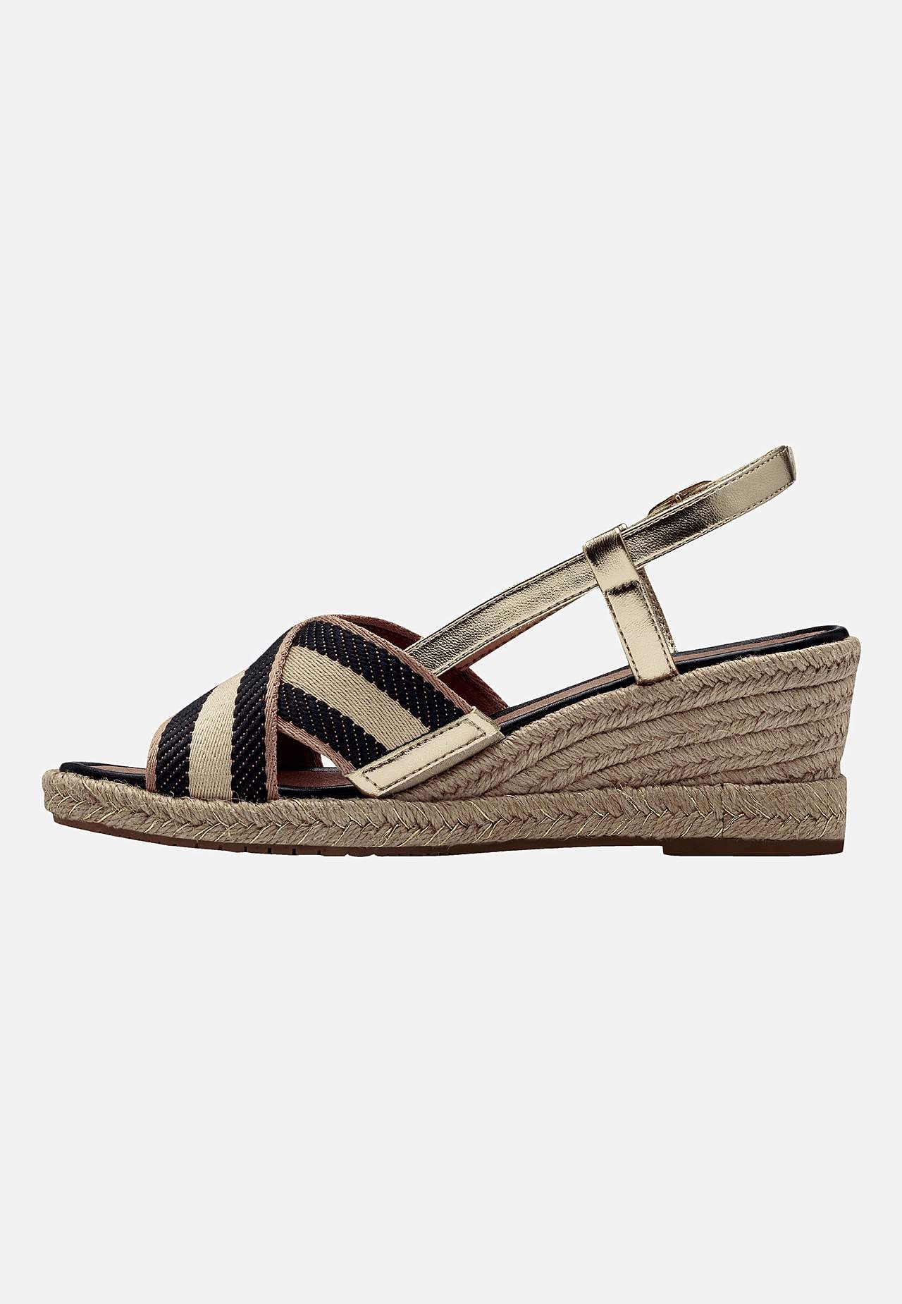 Sandalett med kilklack