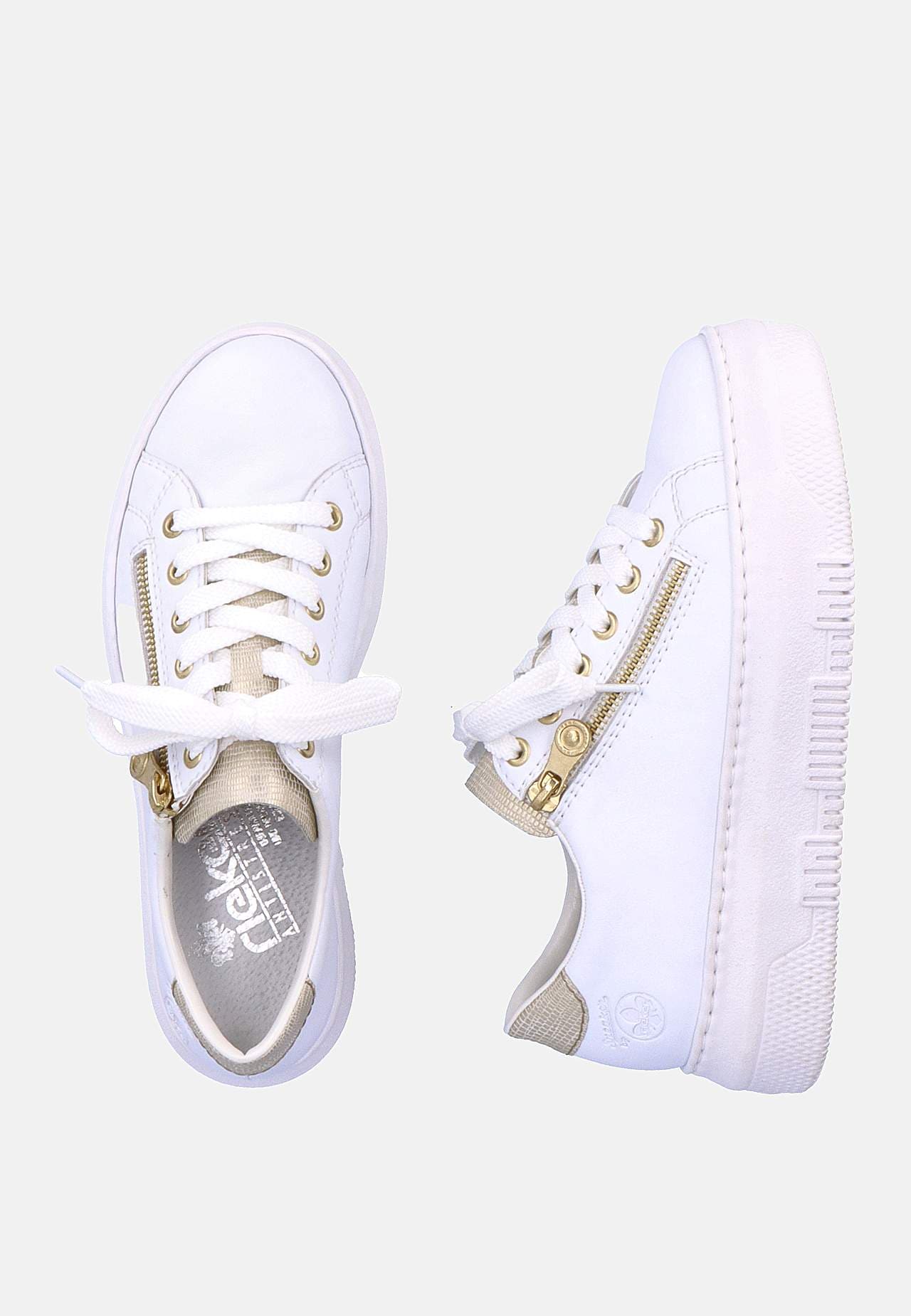 Sneaker med guldfärgade detaljer