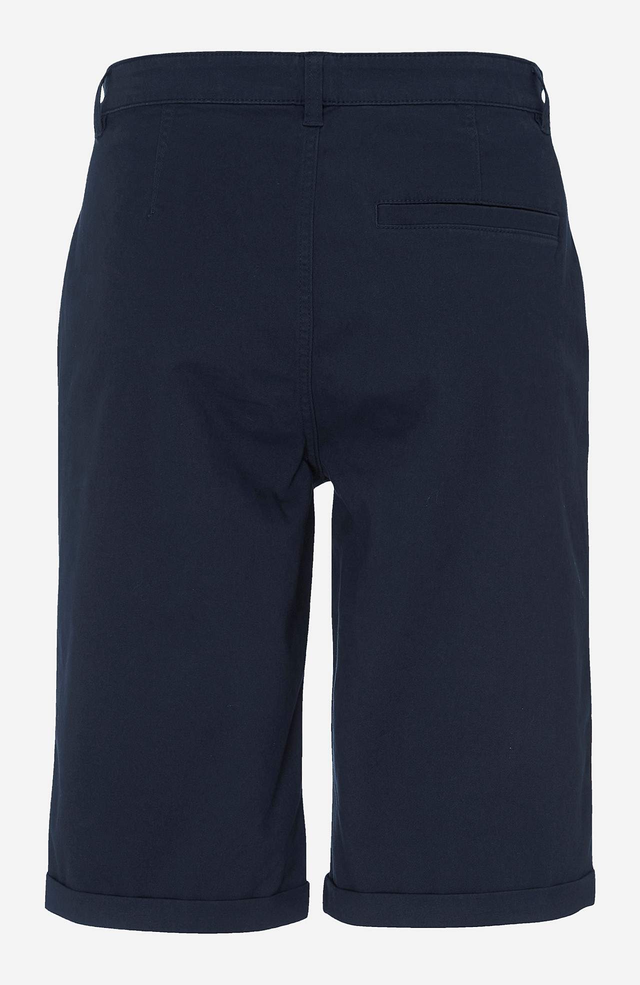 Långa shorts