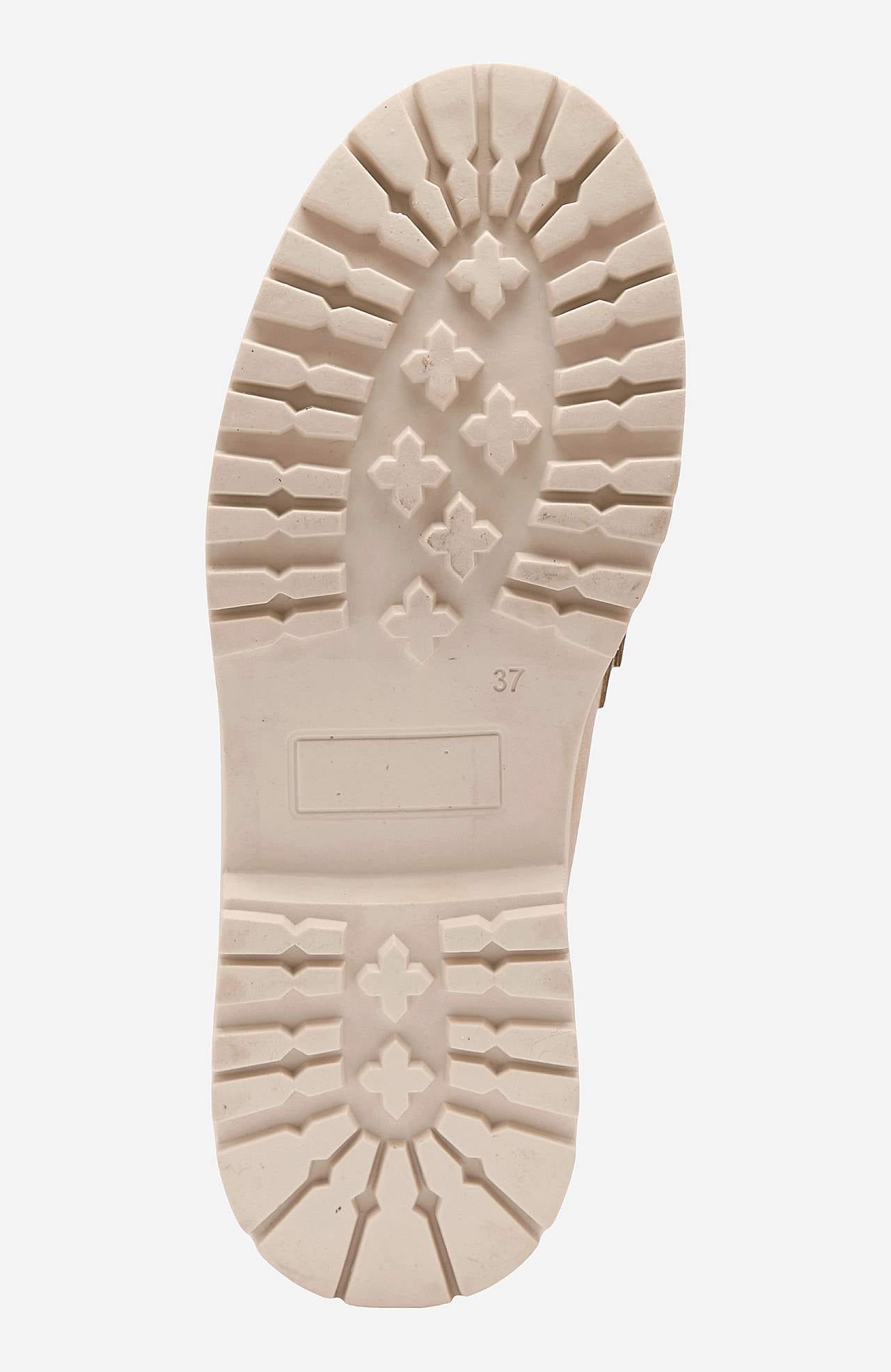 Loafer med kedjedetalj