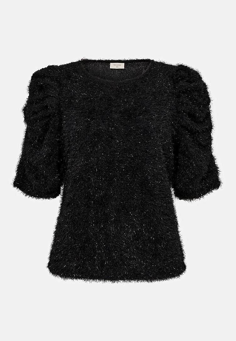 Fluffig festtopp med puffärm