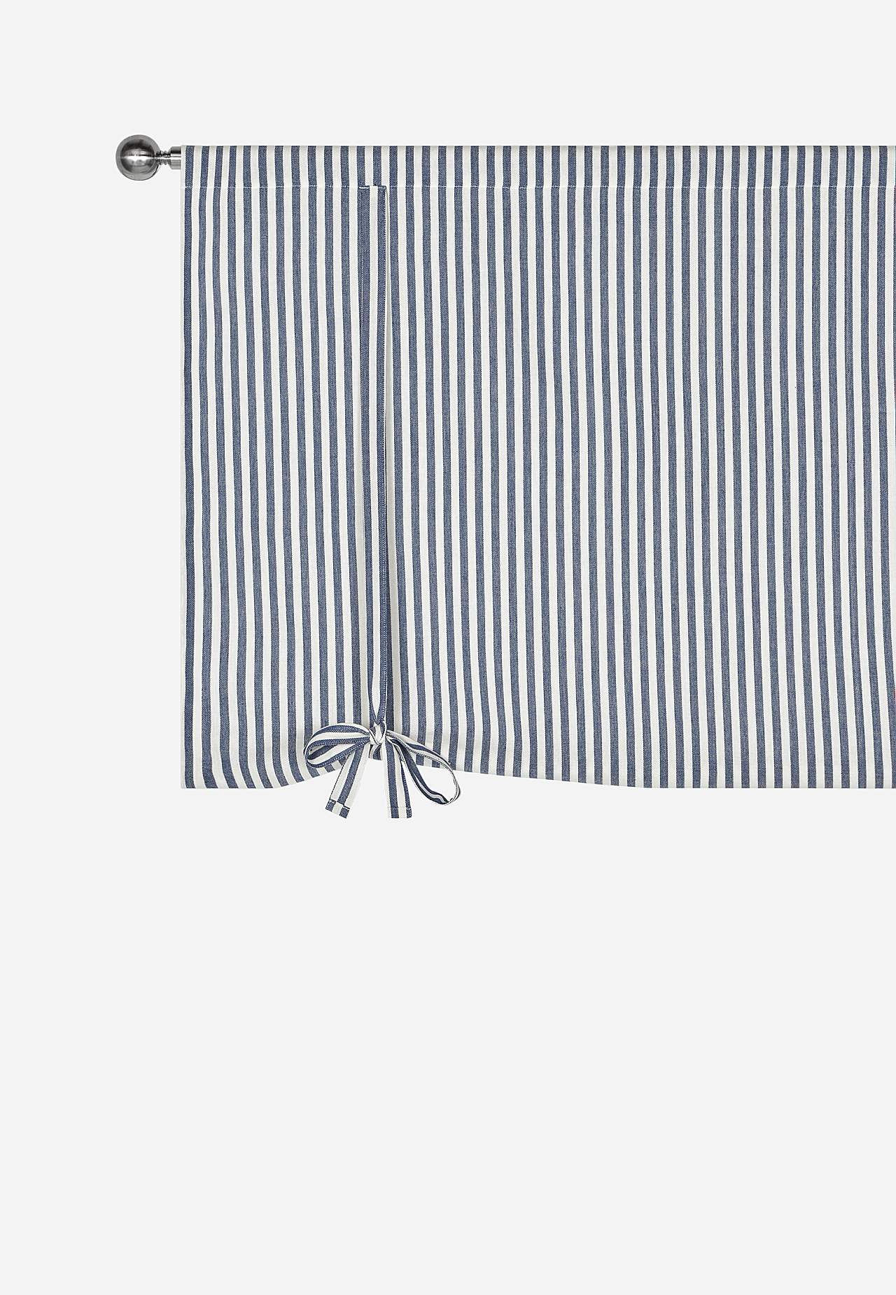 Vävd, randig hissgardin