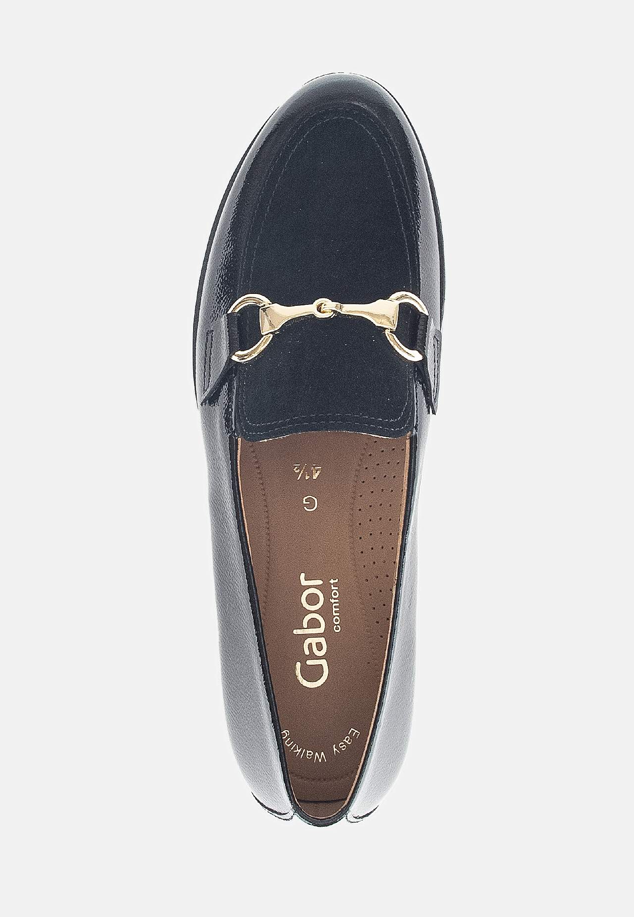 Lackad skinnloafer med guldspänne