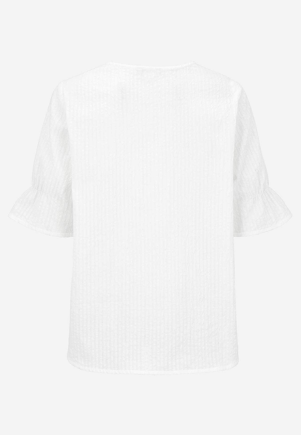 Blus i bäckebölja